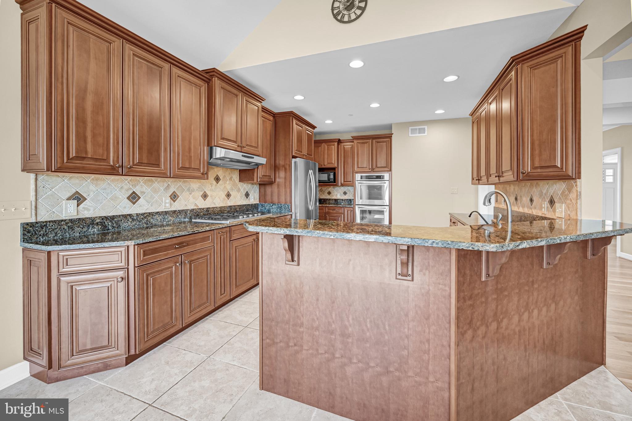 WILMOT MANOR - Residential