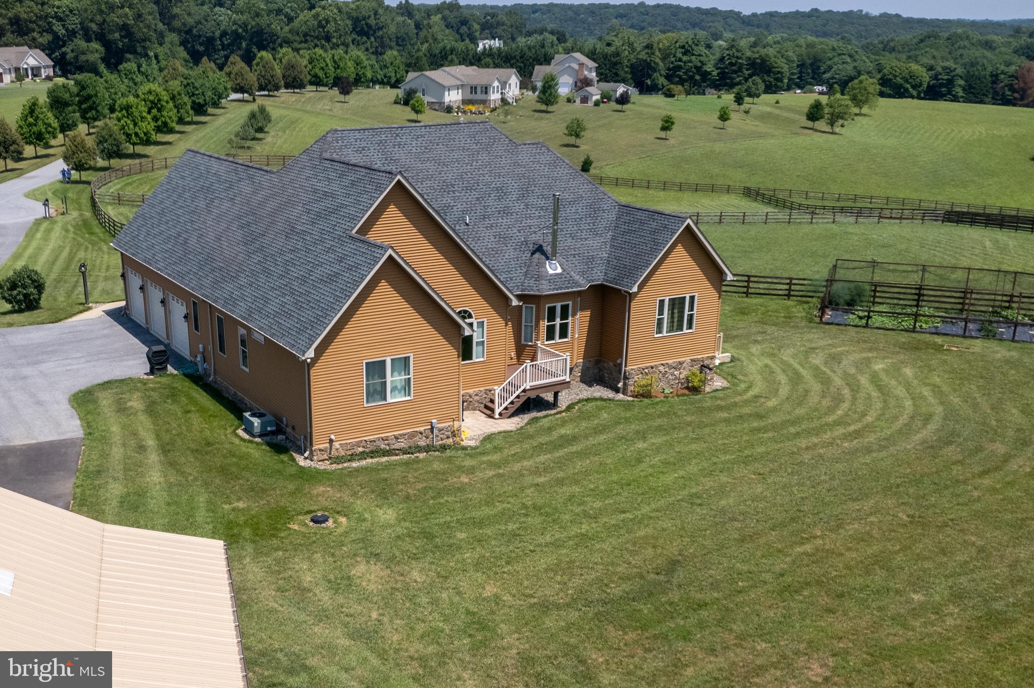 WILMOT MANOR - Residential