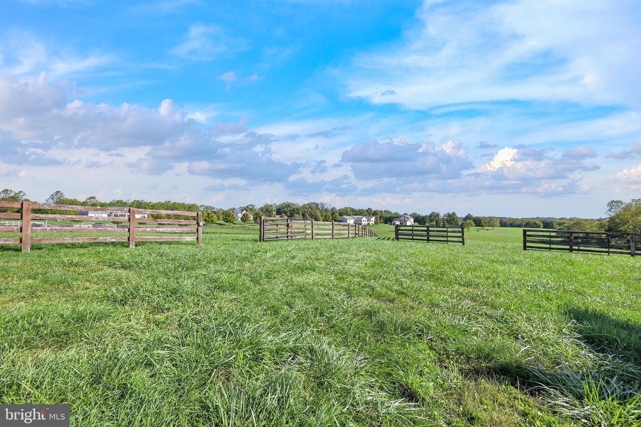 WILMOT MANOR - Residential