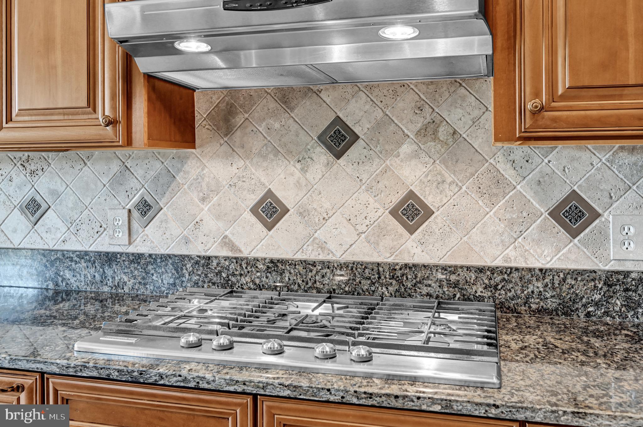 WILMOT MANOR - Residential