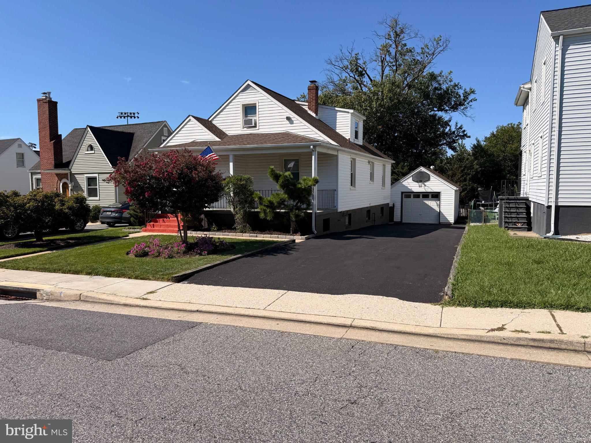 13 HENRY AVENUE