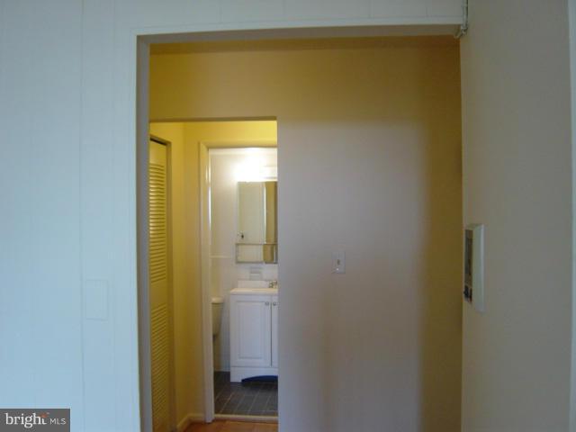 AMERICANA CENTRE - Residential Lease