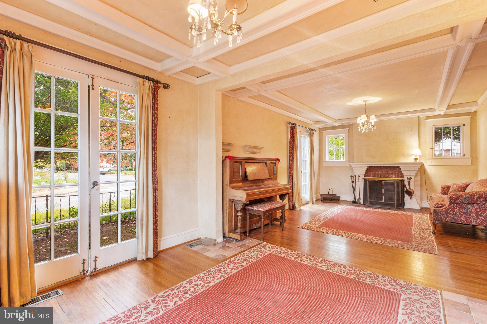 ASHTON HEIGHTS - Residential