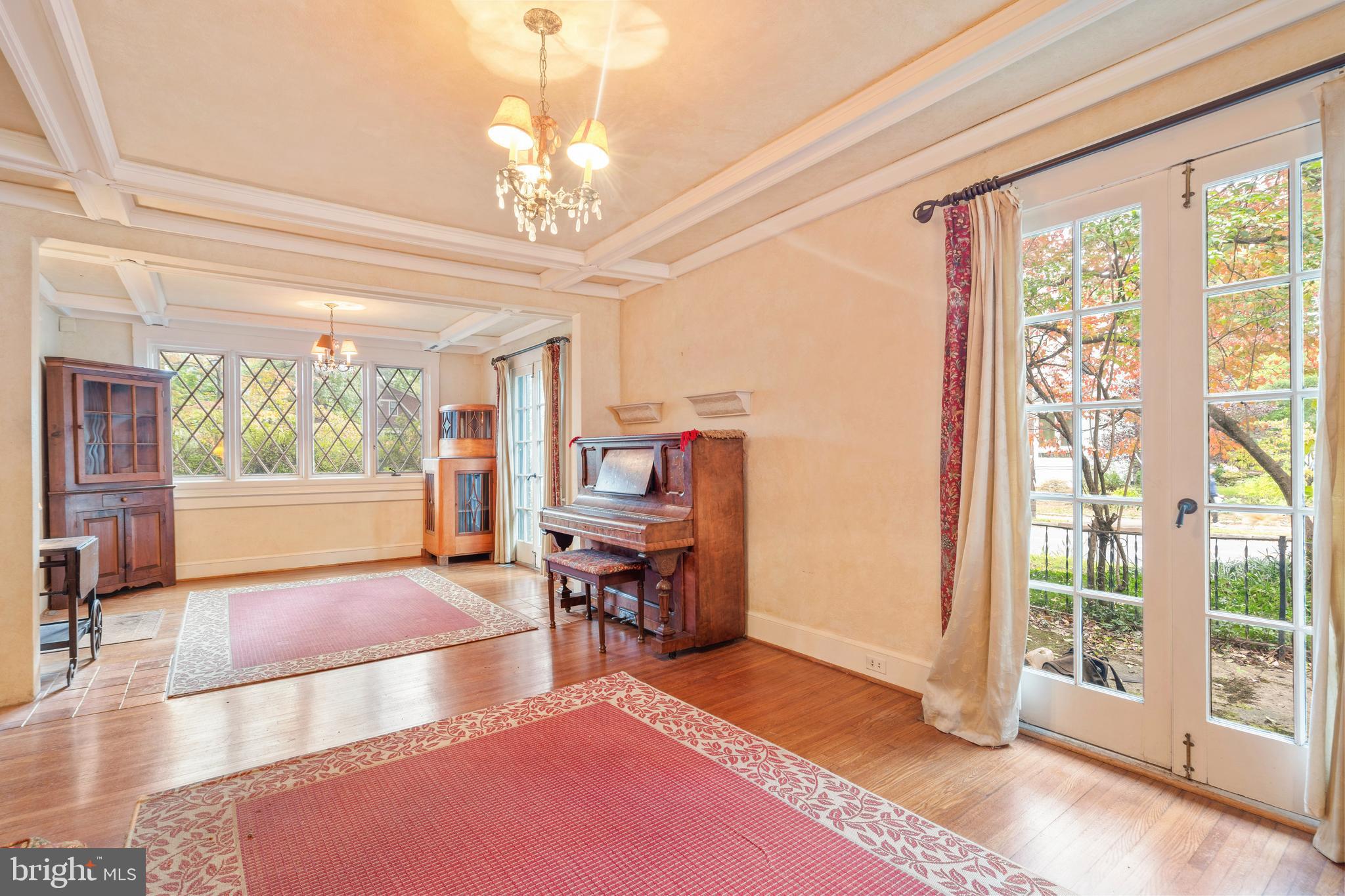 ASHTON HEIGHTS - Residential