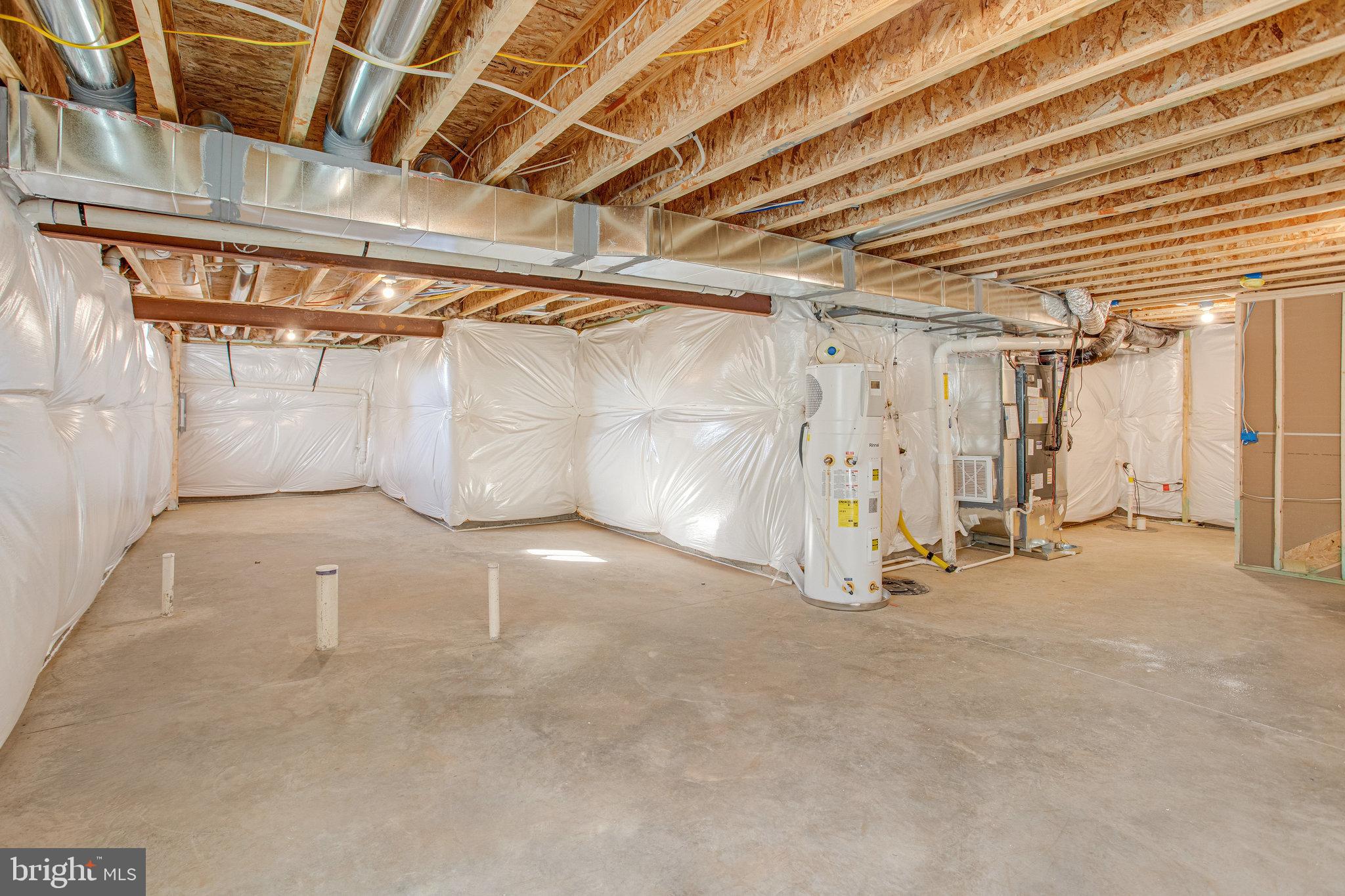 SEASONS AT ROUND MILL MEADOWS - Residential