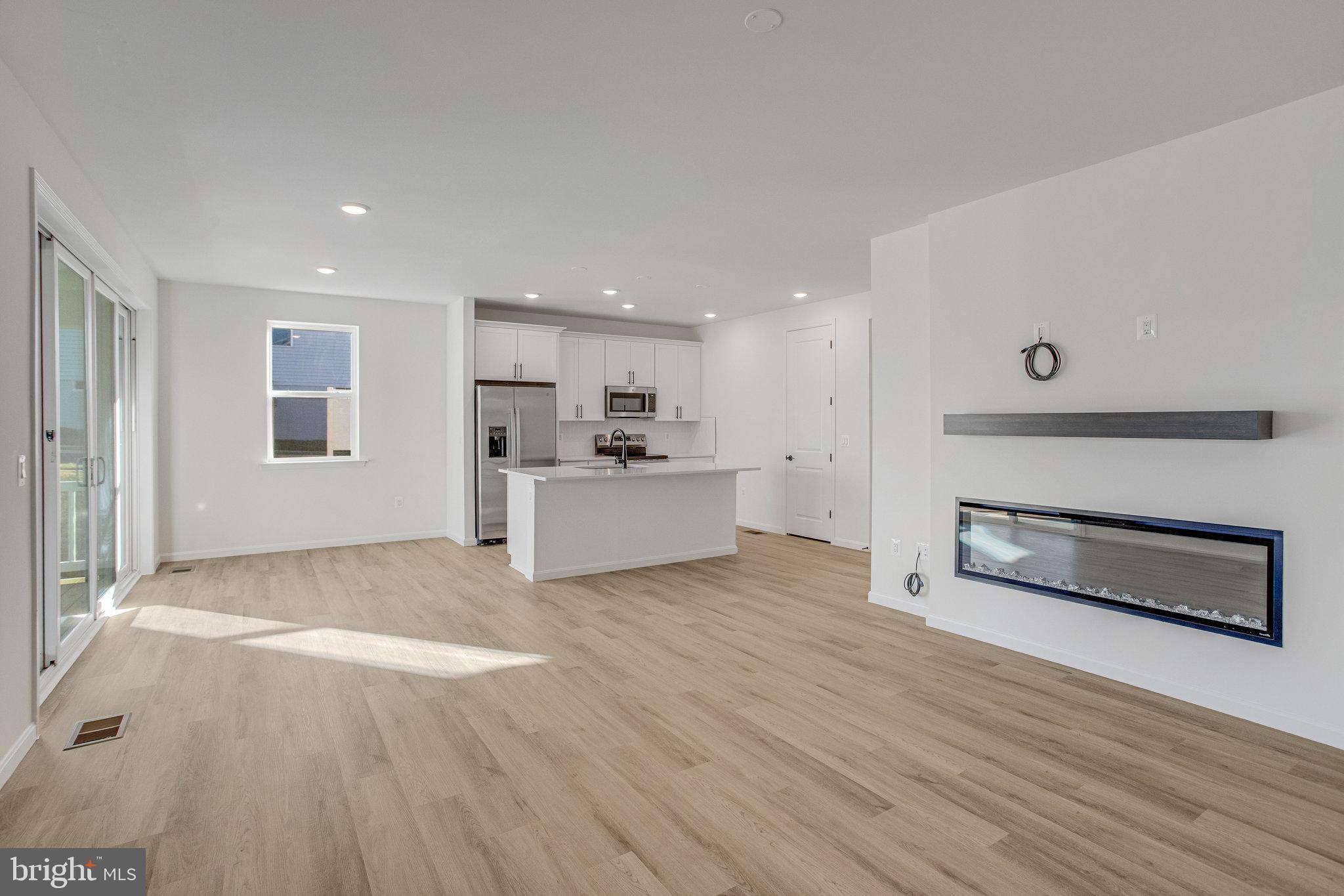 SEASONS AT ROUND MILL MEADOWS - Residential