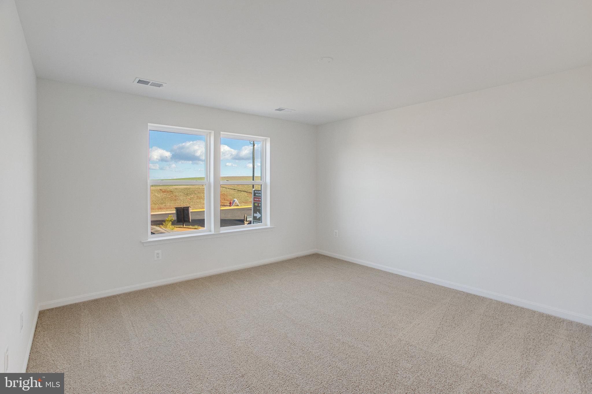 SEASONS AT ROUND MILL MEADOWS - Residential