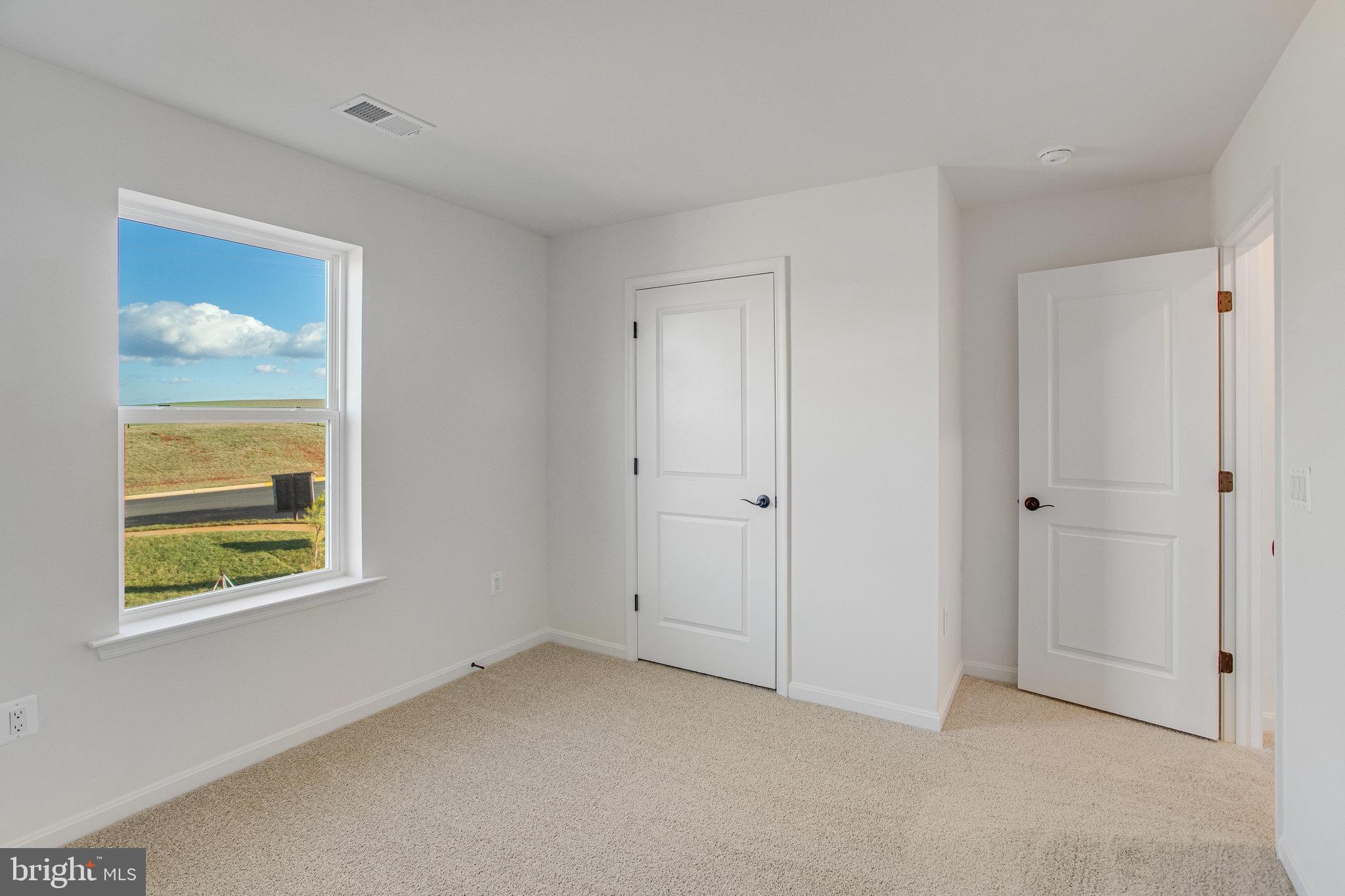 SEASONS AT ROUND MILL MEADOWS - Residential