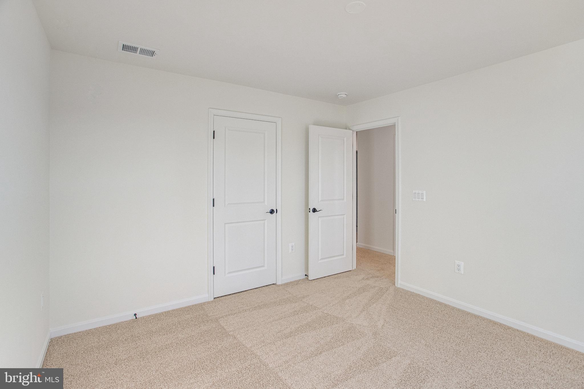 SEASONS AT ROUND MILL MEADOWS - Residential