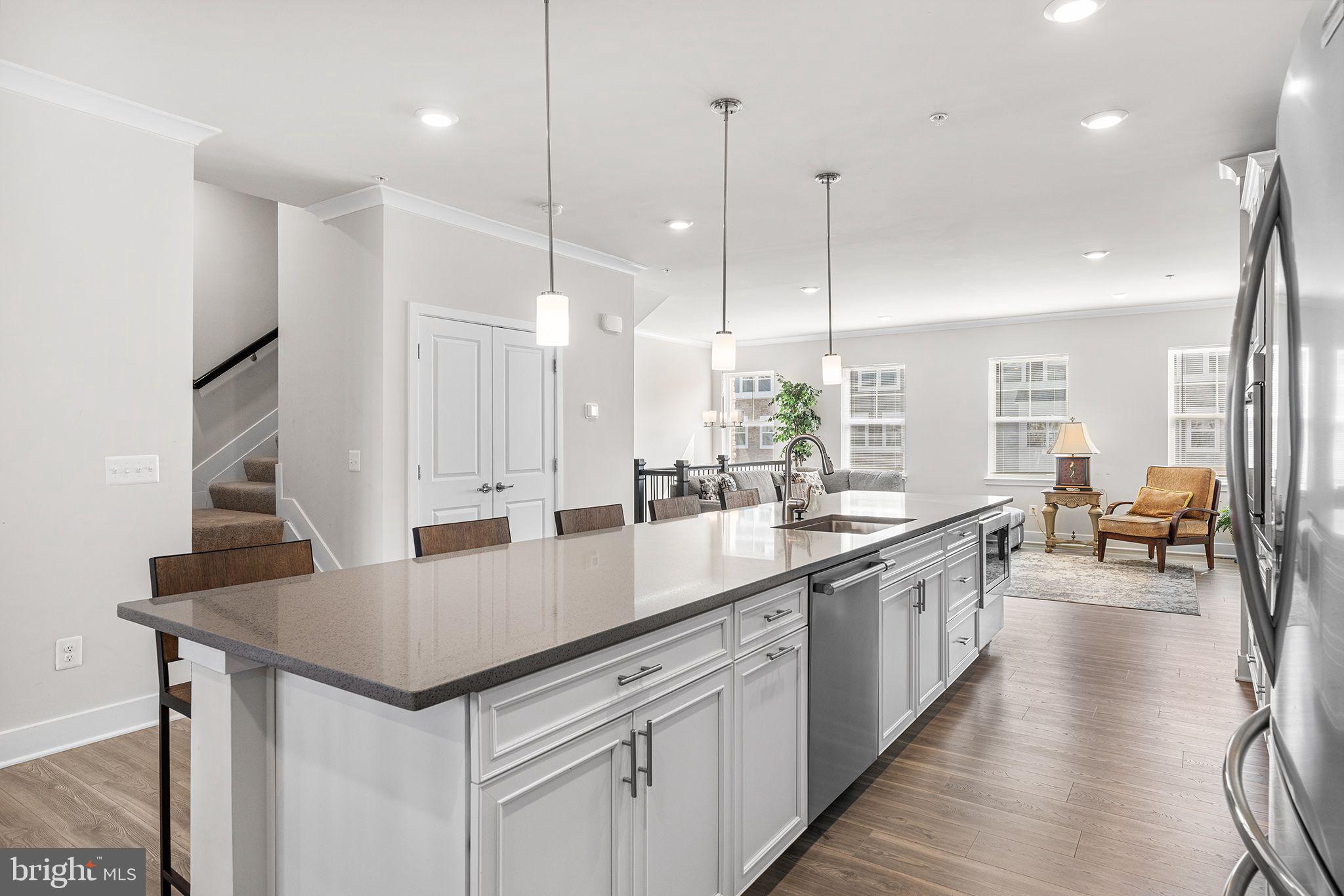 SEA OAKS VILLAGE - Residential