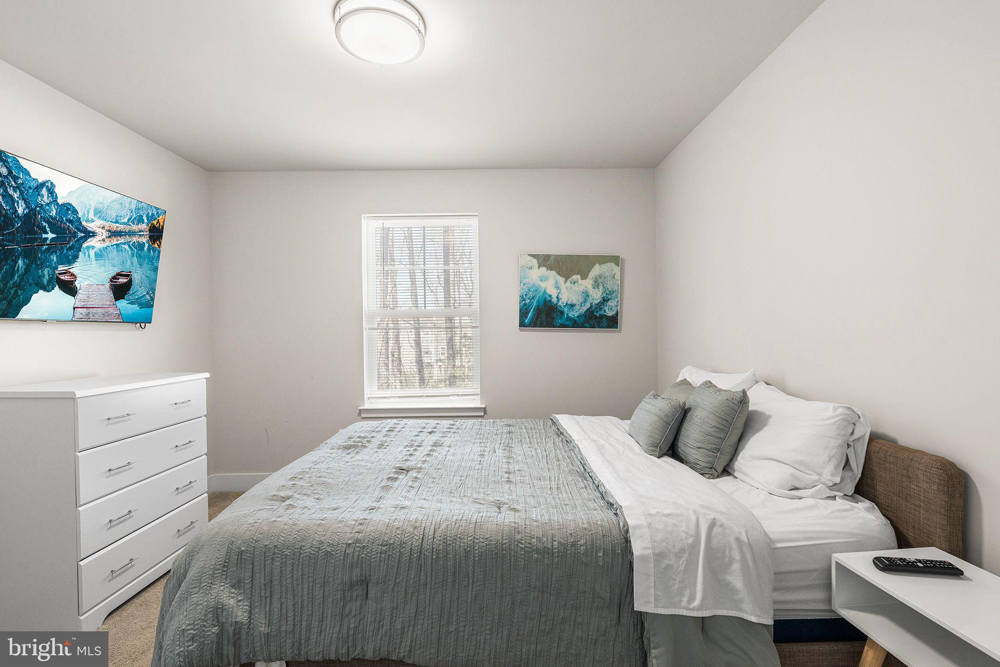 SEA OAKS VILLAGE - Residential