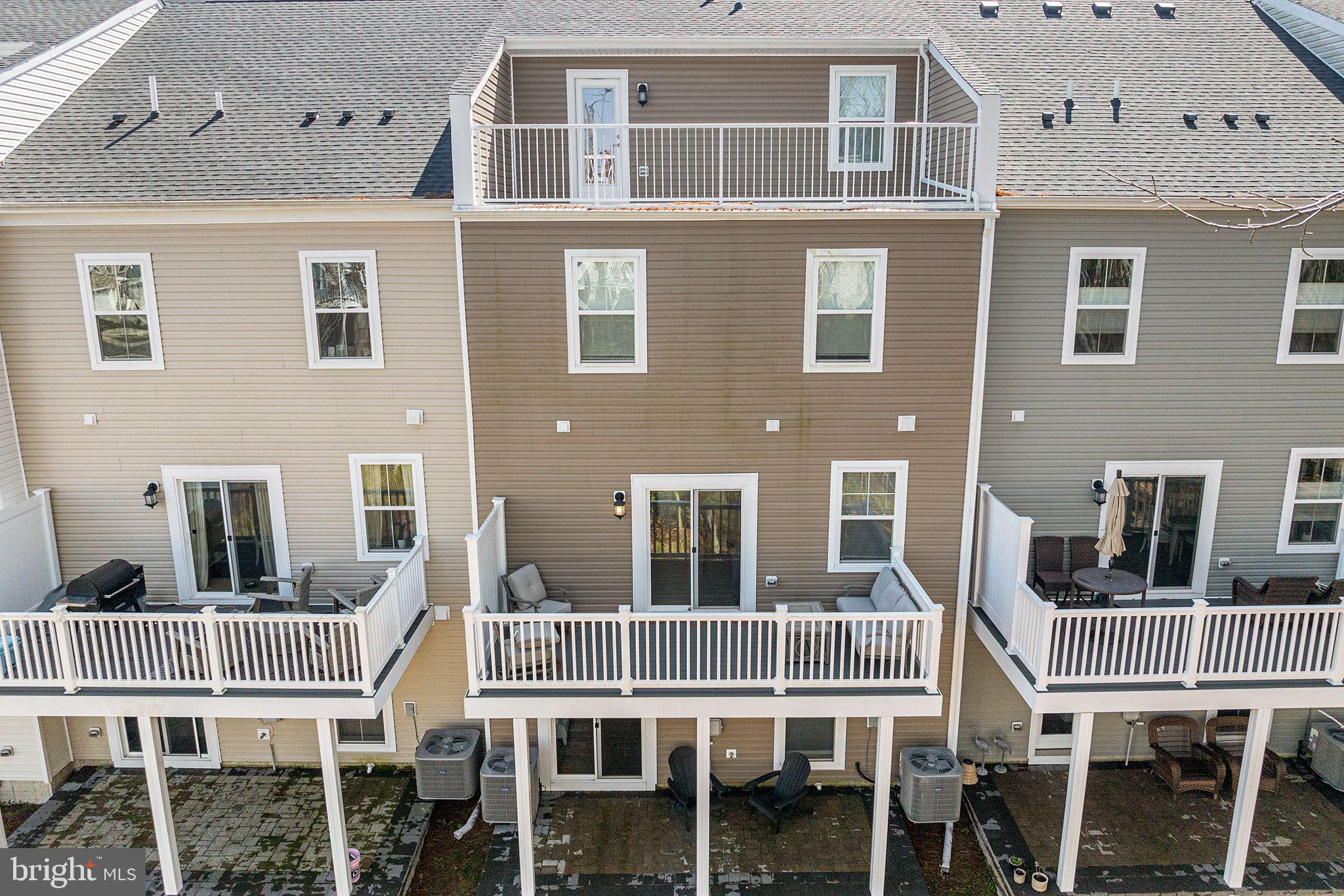 SEA OAKS VILLAGE - Residential