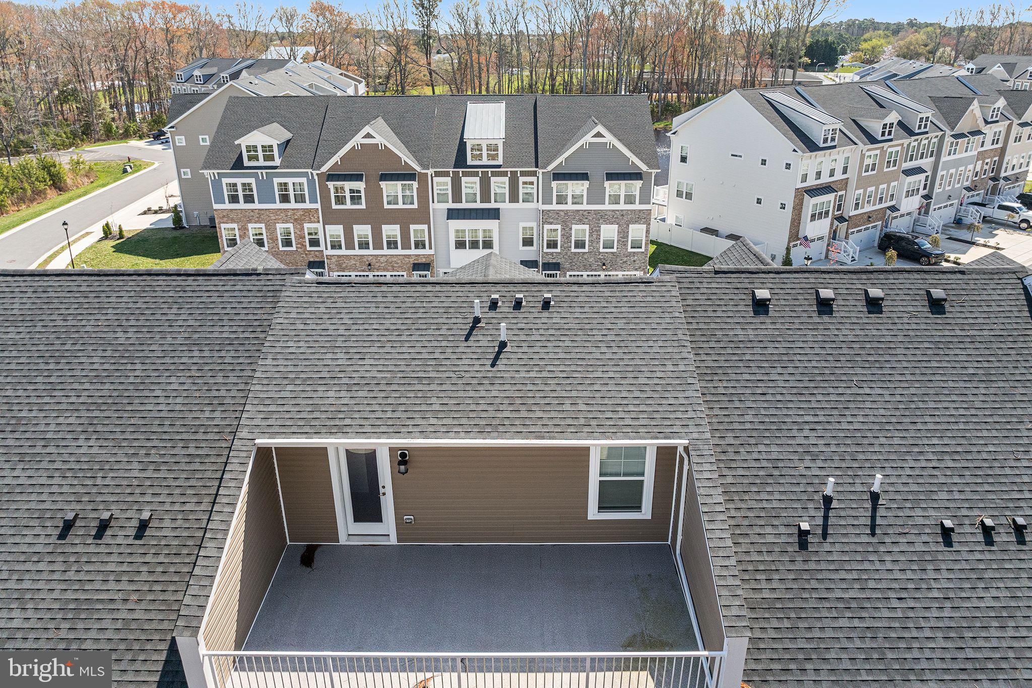 SEA OAKS VILLAGE - Residential