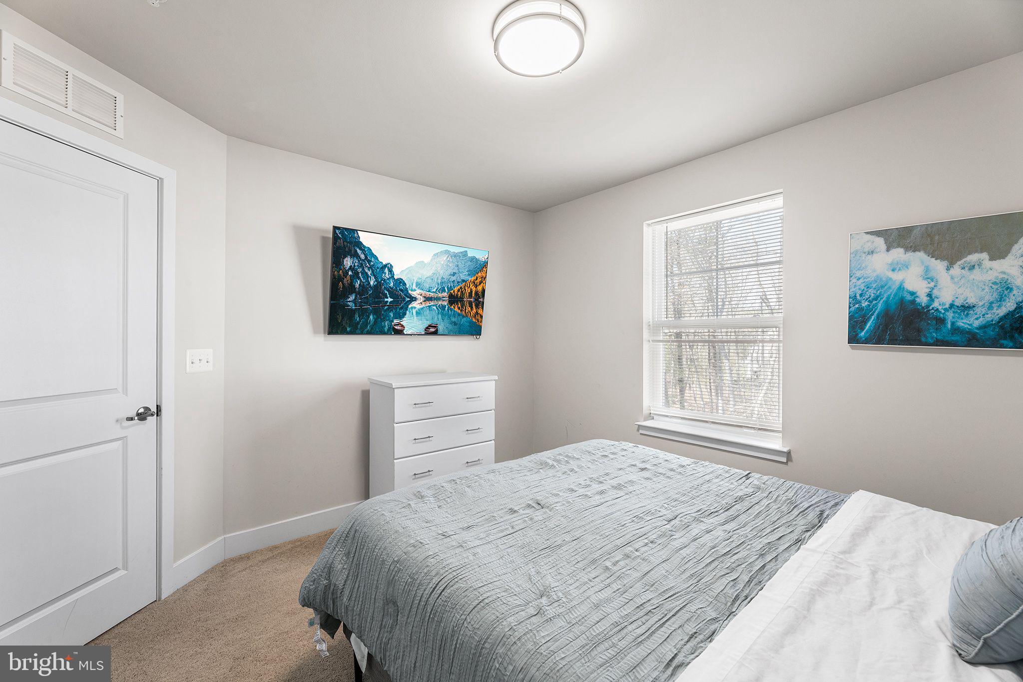 SEA OAKS VILLAGE - Residential