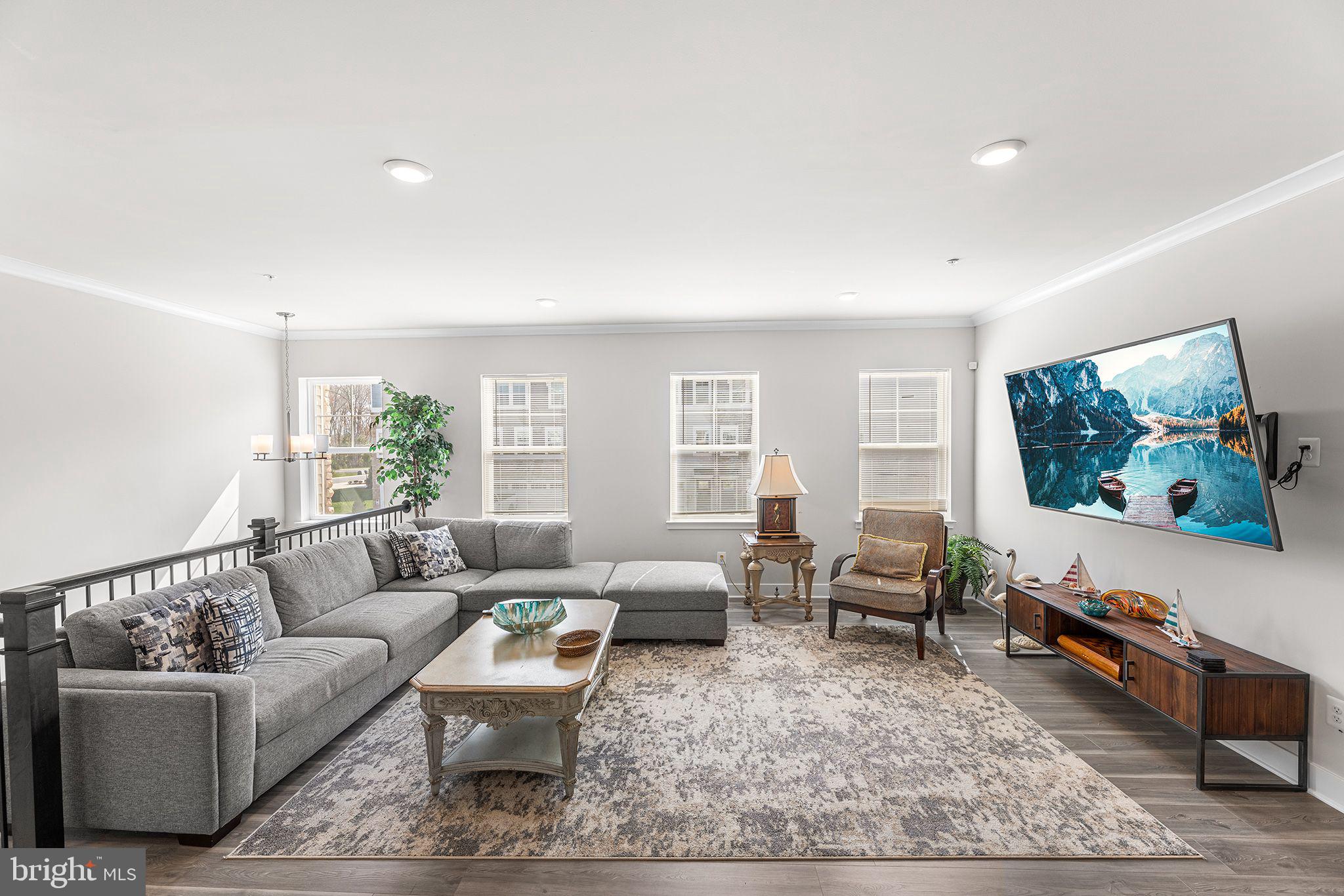 SEA OAKS VILLAGE - Residential