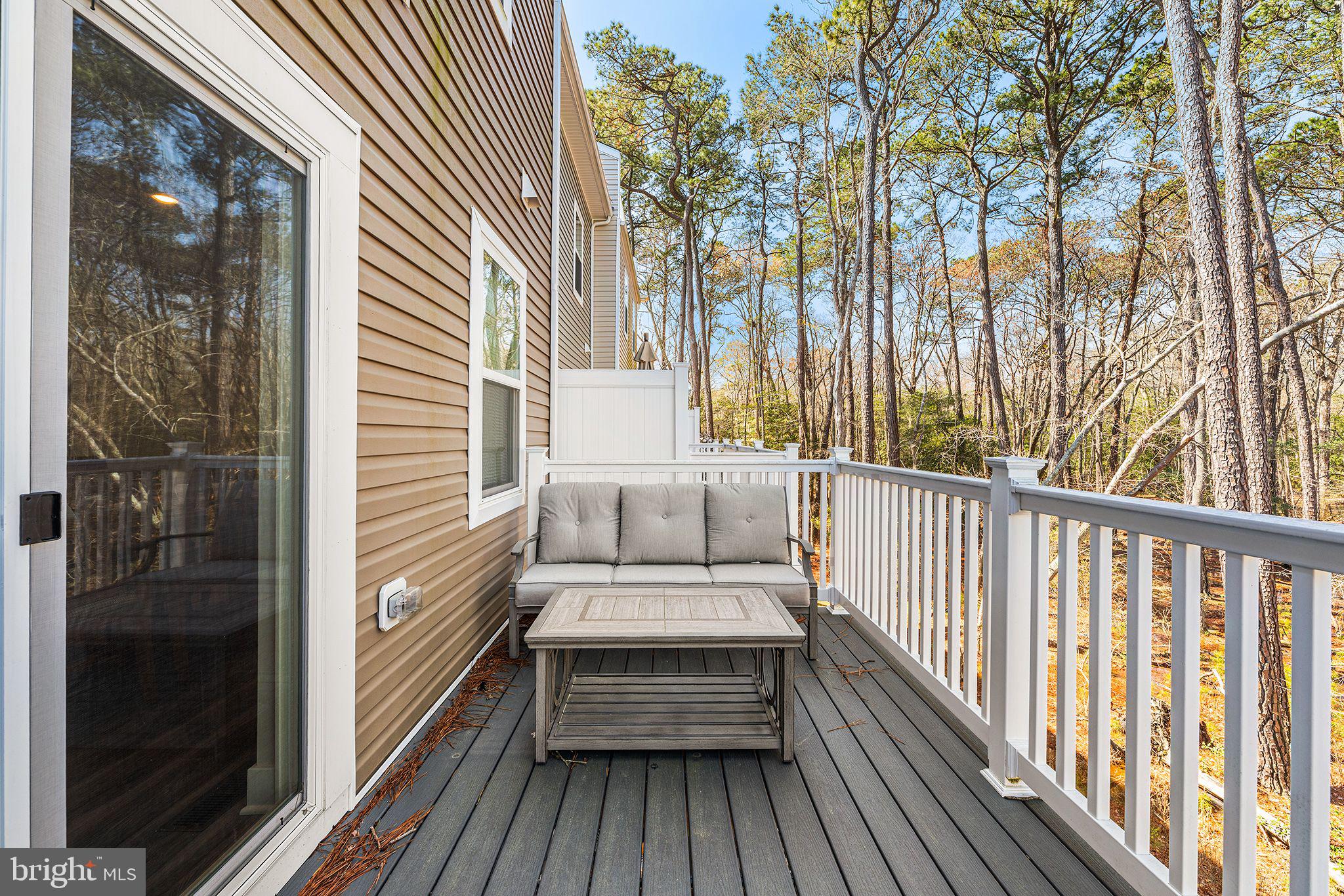 SEA OAKS VILLAGE - Residential