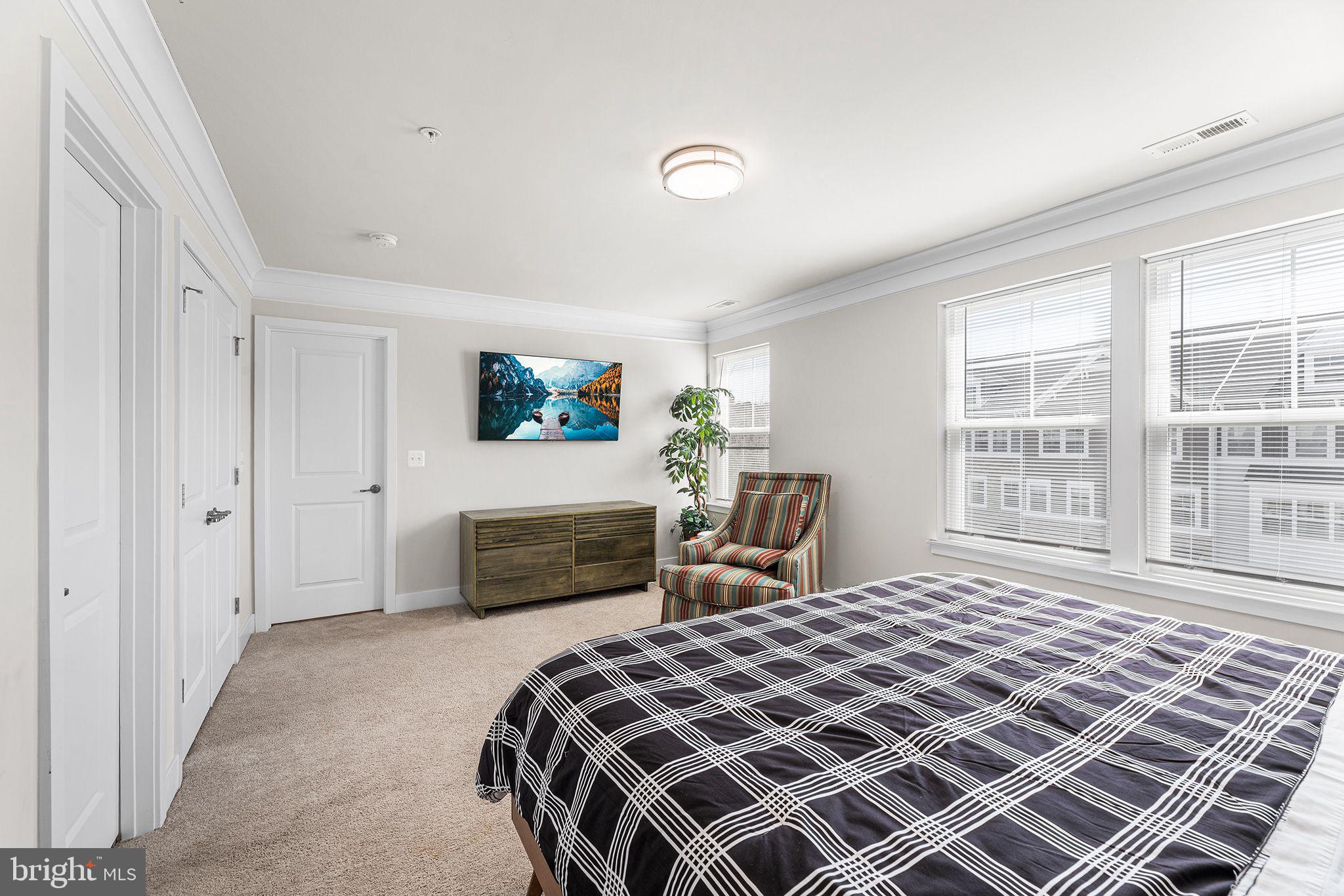 SEA OAKS VILLAGE - Residential