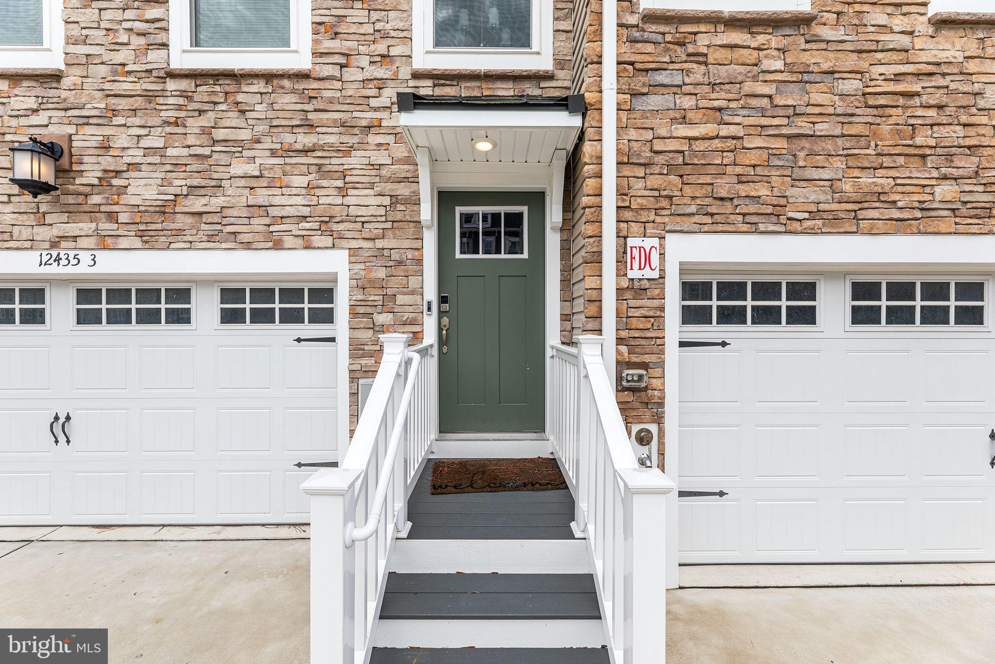 SEA OAKS VILLAGE - Residential