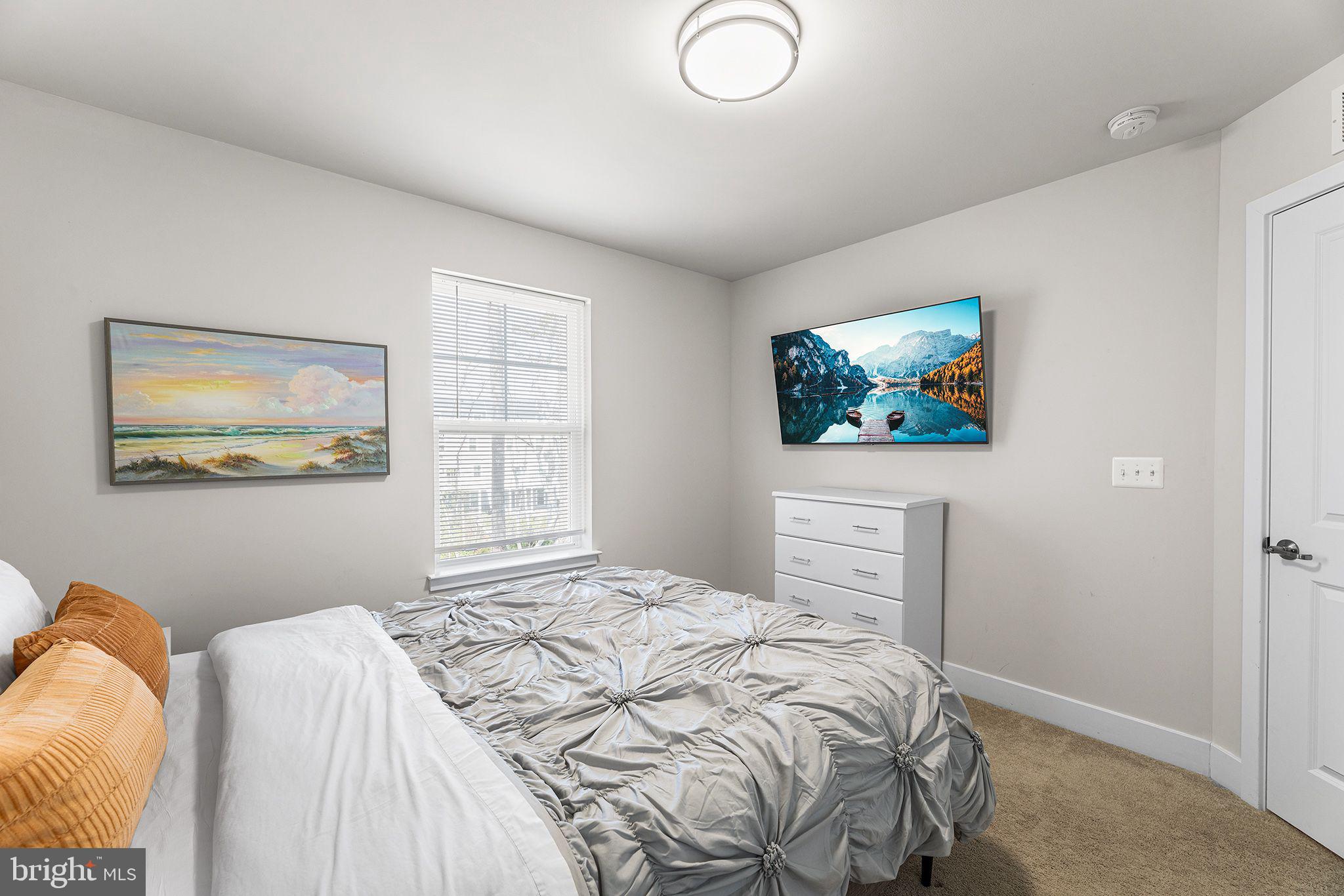 SEA OAKS VILLAGE - Residential