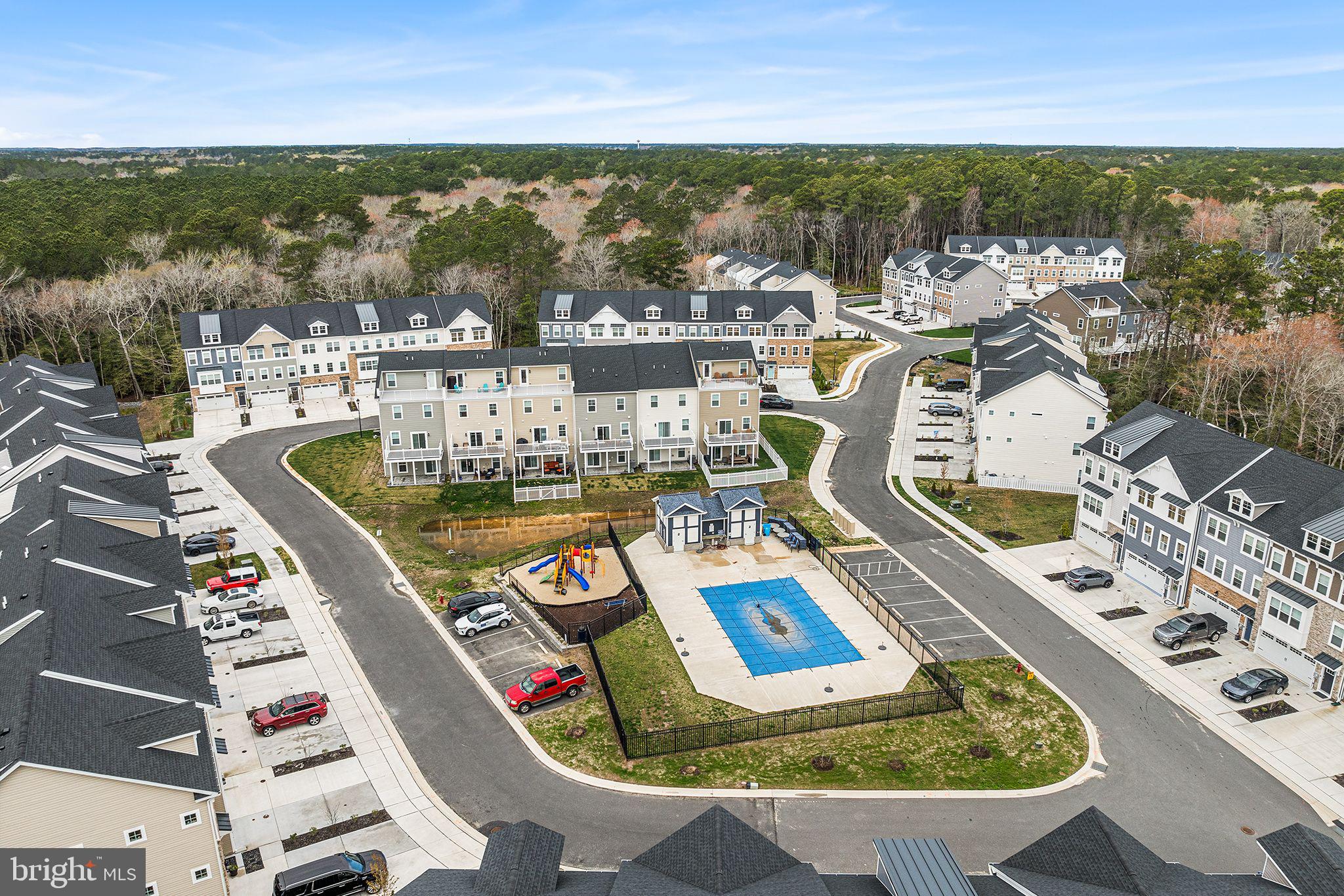 SEA OAKS VILLAGE - Residential