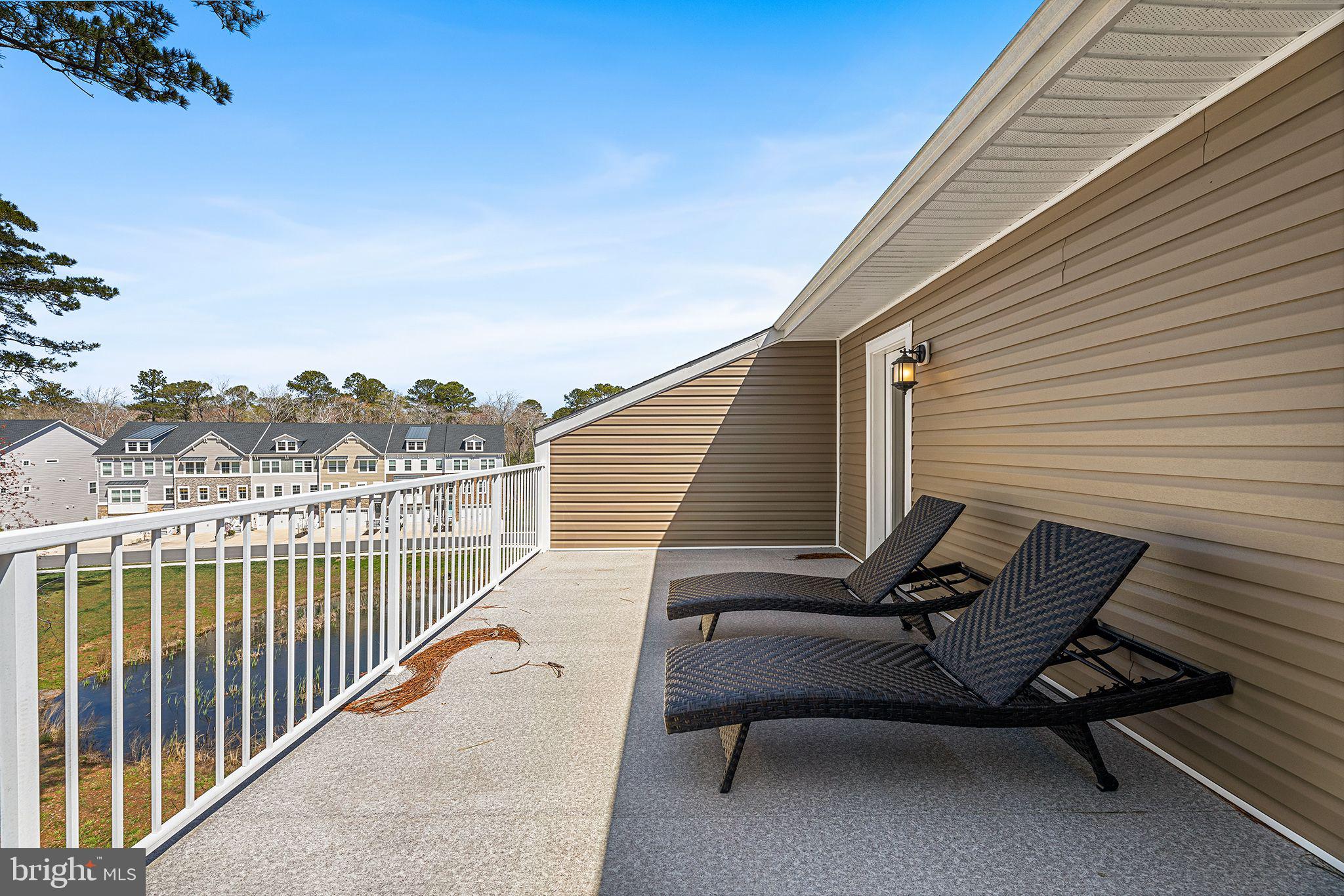 SEA OAKS VILLAGE - Residential