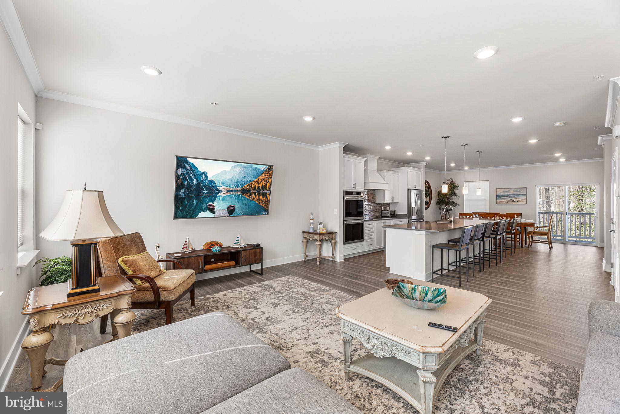 SEA OAKS VILLAGE - Residential