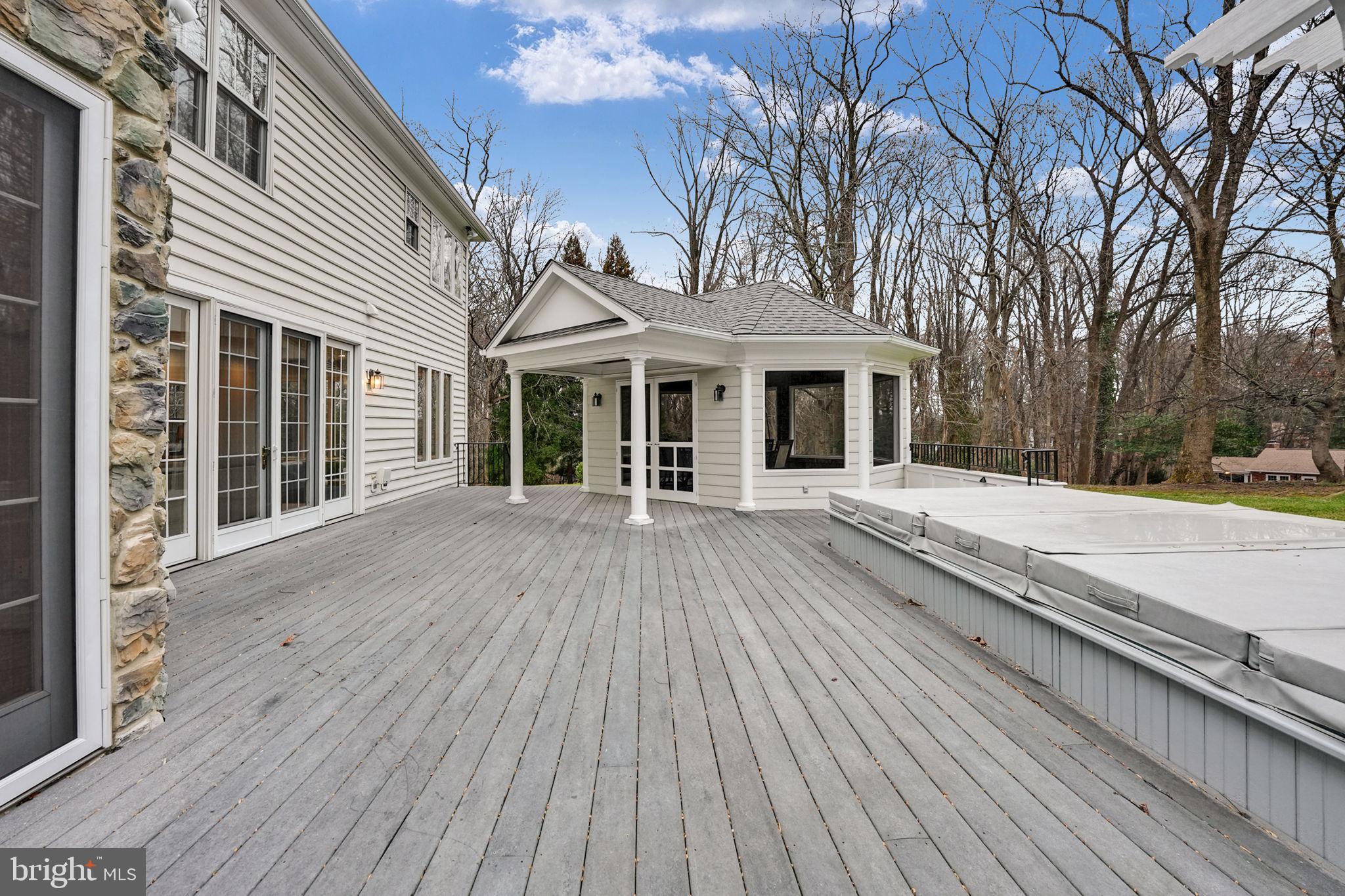 CORAL RIDGE - Residential