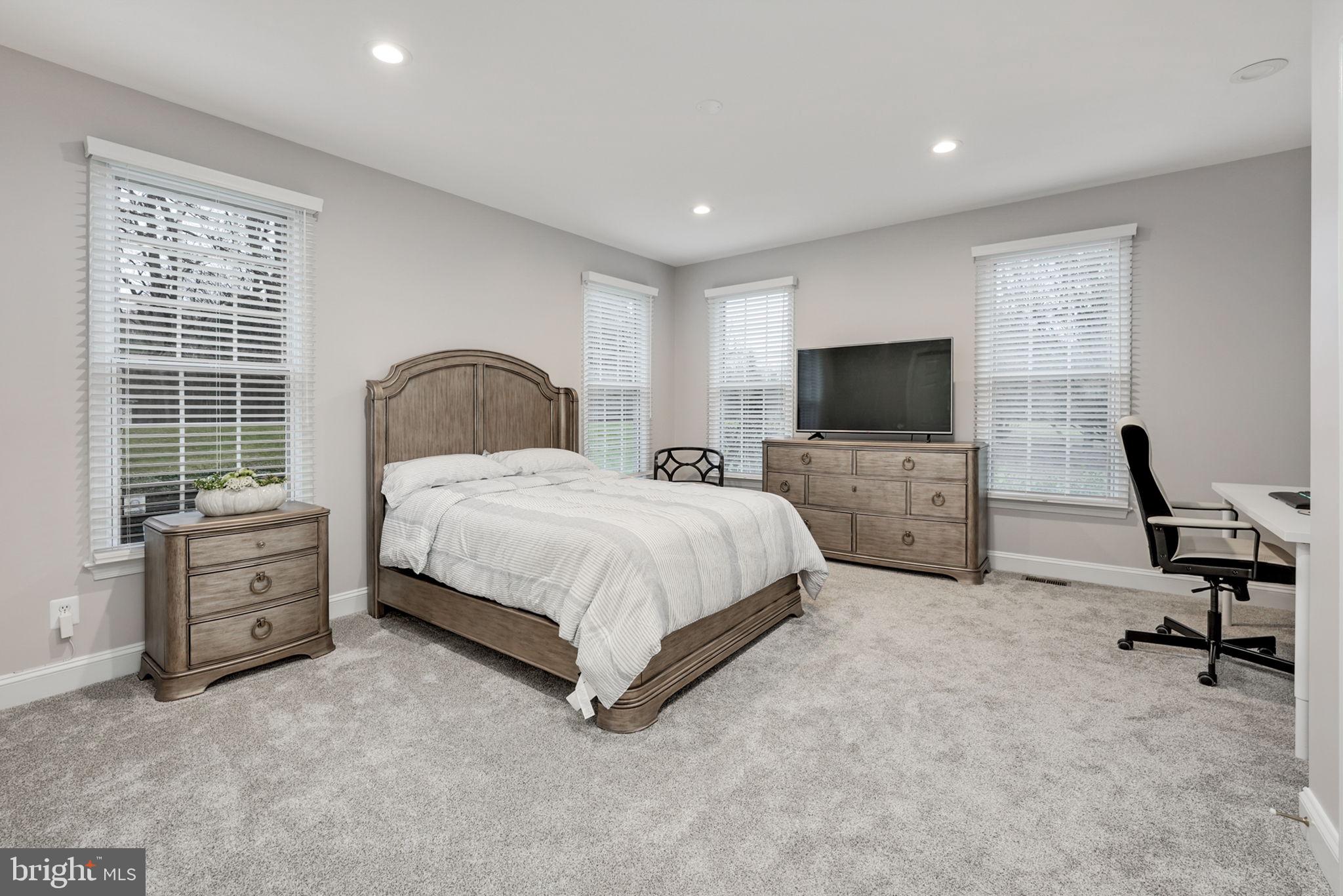 CORAL RIDGE - Residential