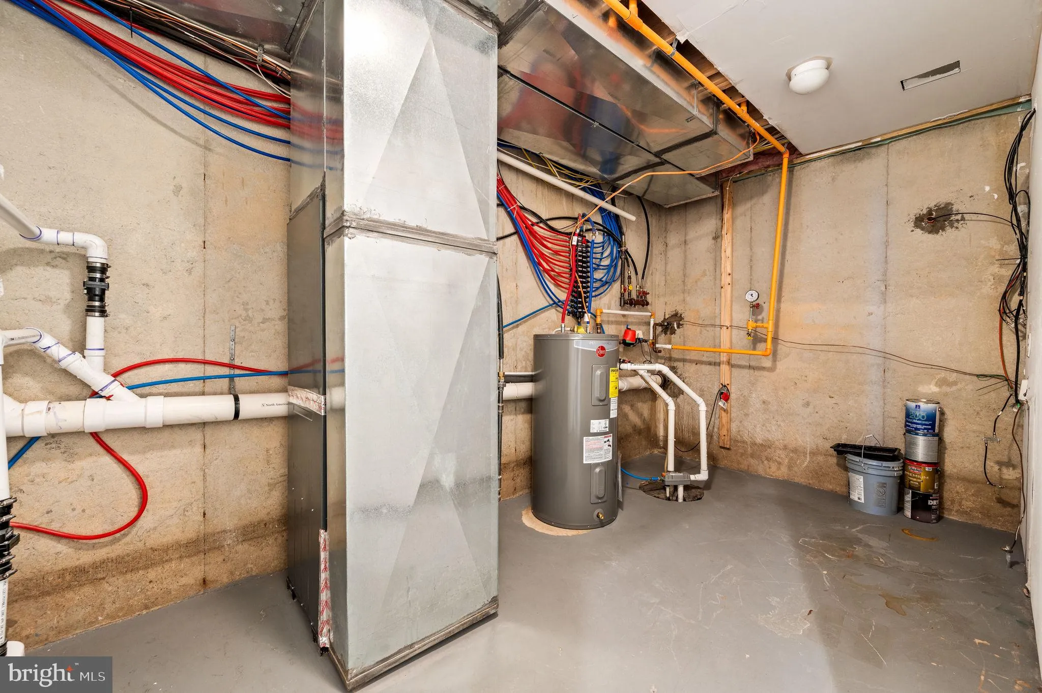 Philadelphia, Pennsylvania 19122, United States, 3 Bedrooms Bedrooms, ,3 BathroomsBathrooms,Residential,Active,164788