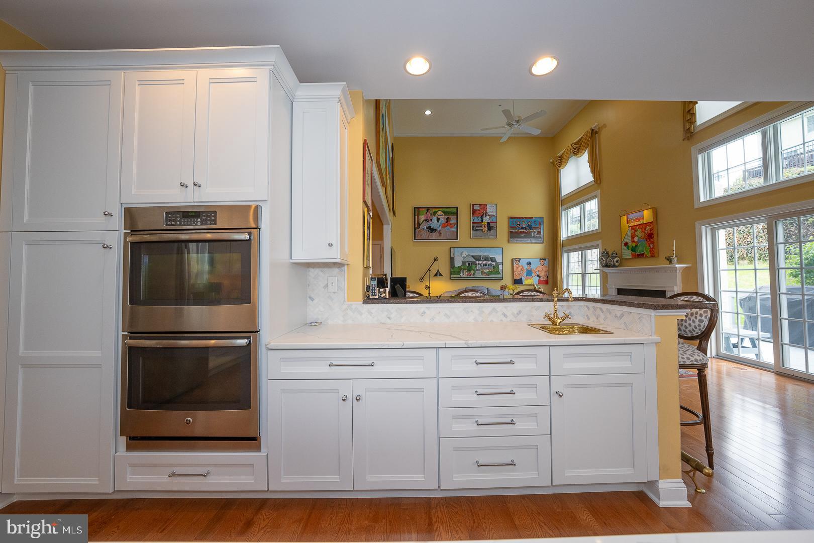MERION HILL - Residential