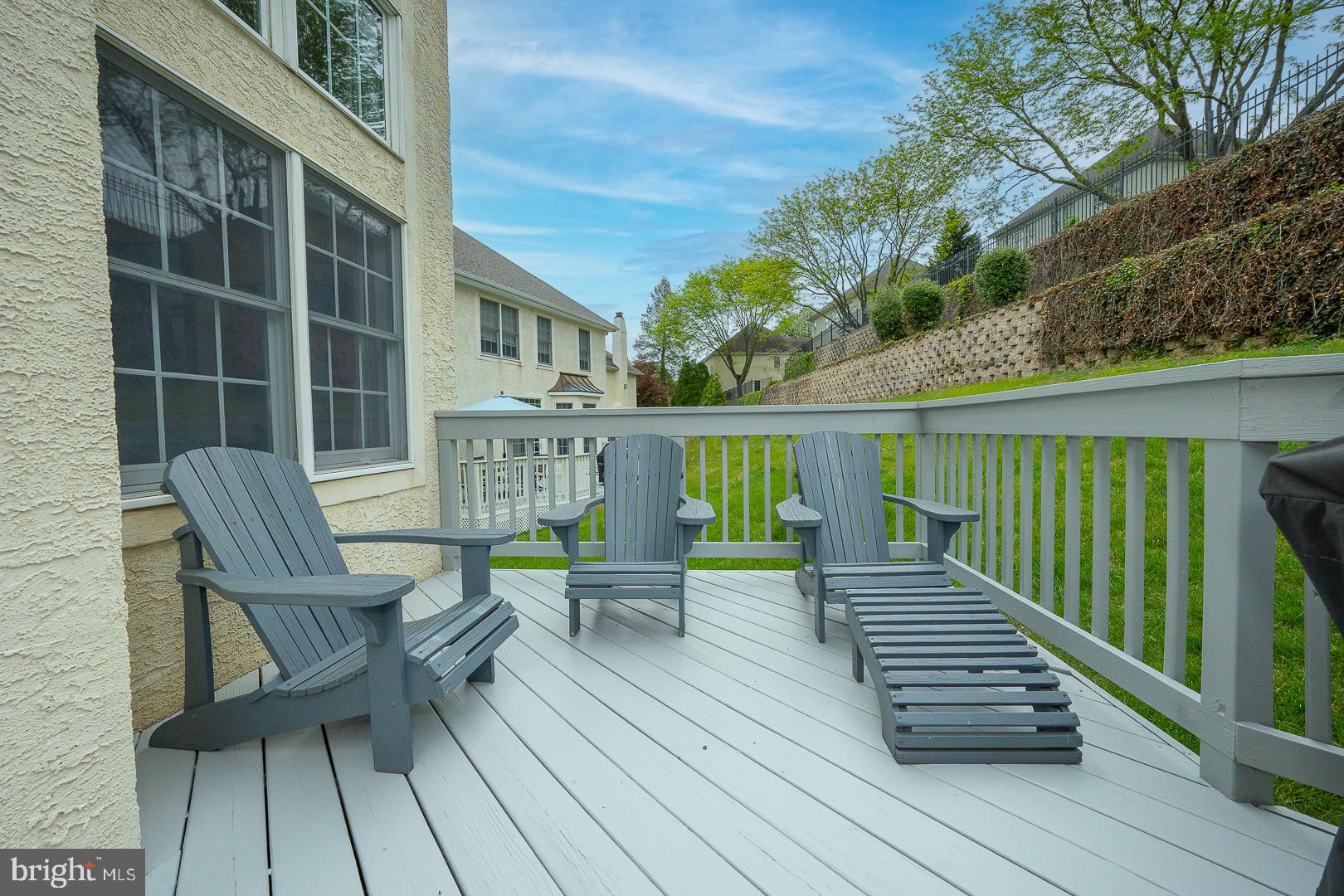 MERION HILL - Residential