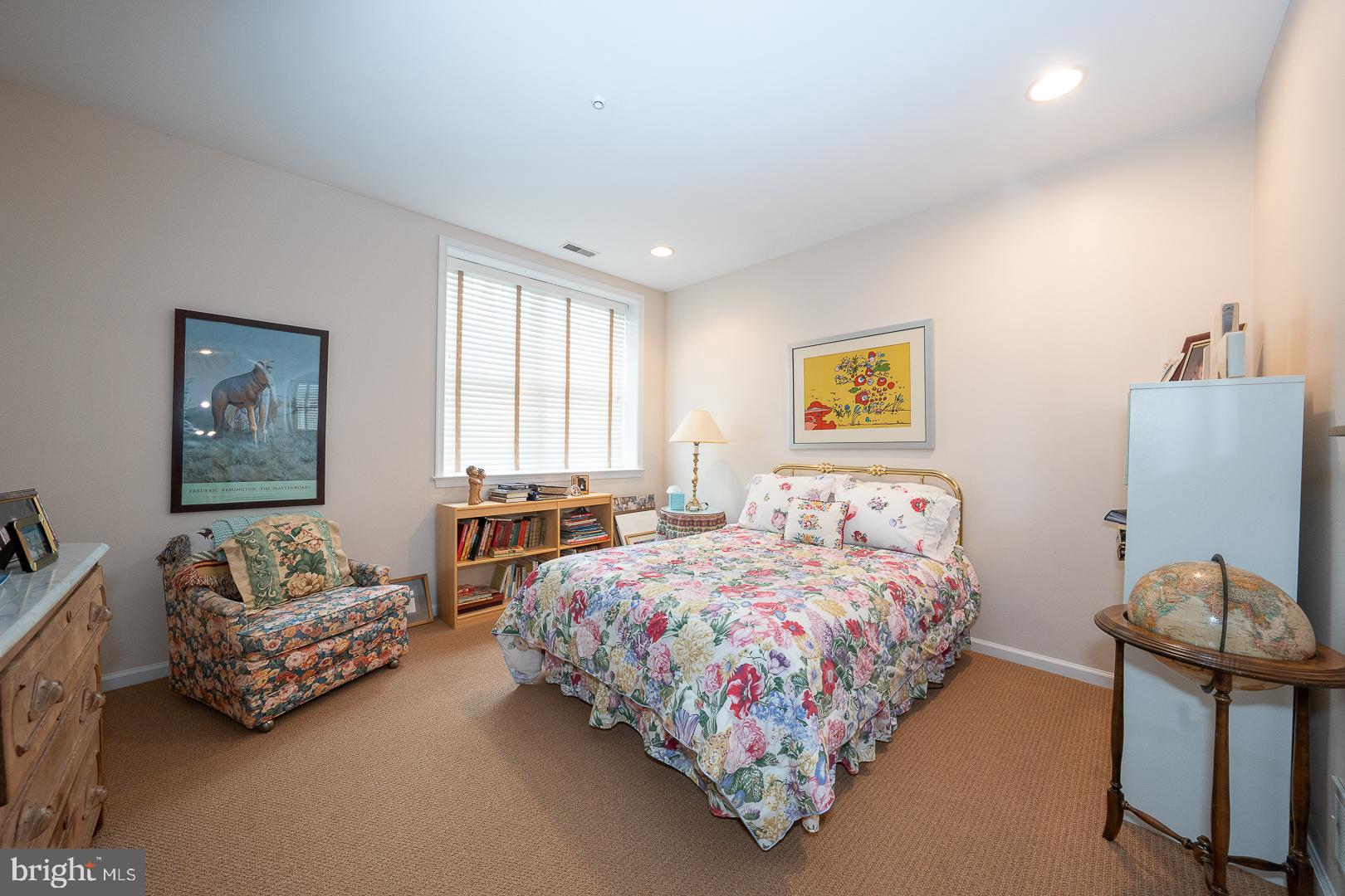 MERION HILL - Residential