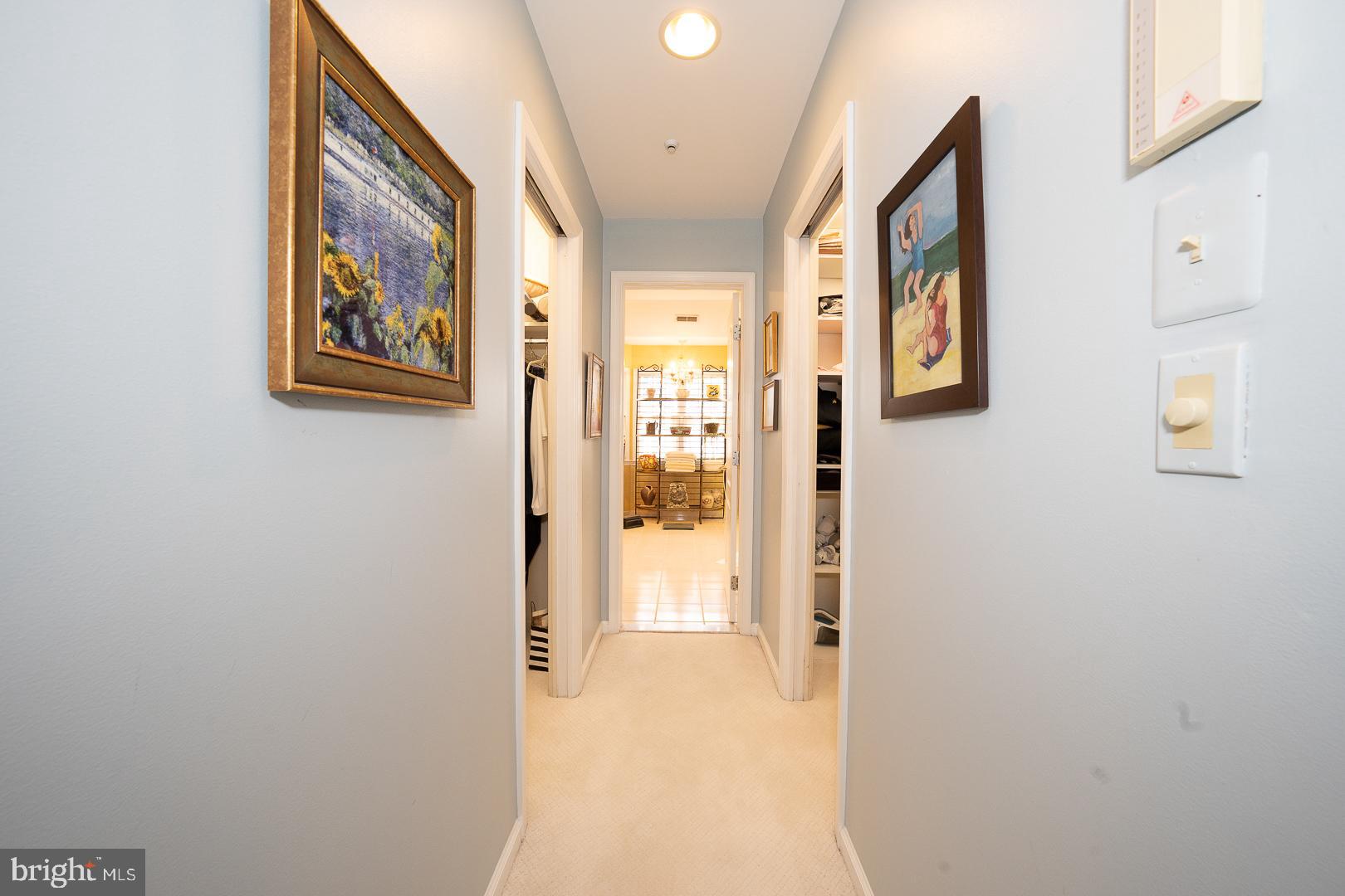 MERION HILL - Residential