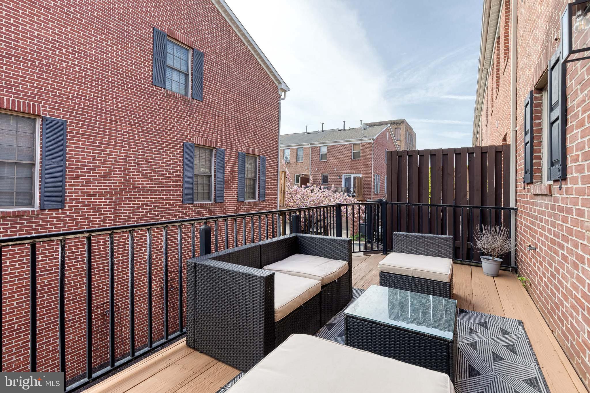 FEDERAL HILL HISTORIC DISTRICT - Residential Lease
