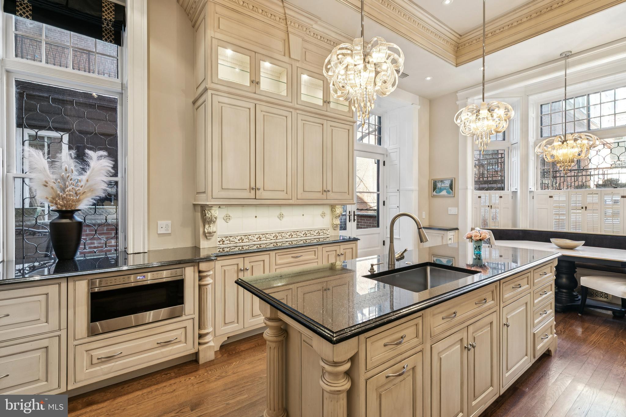 RITTENHOUSE SQUARE - Residential