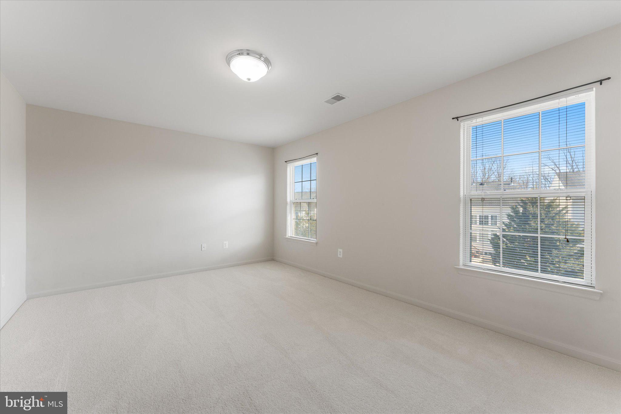 PORT POTOMAC - Residential