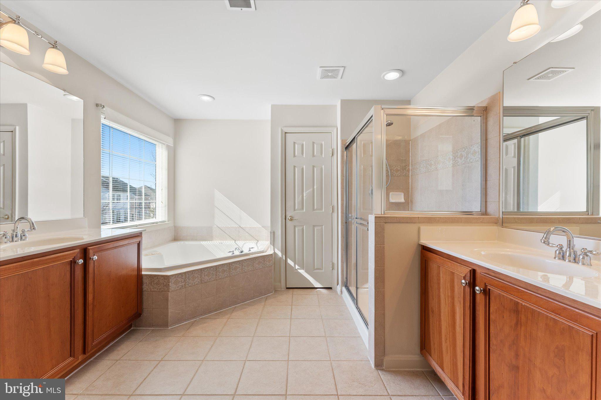 PORT POTOMAC - Residential