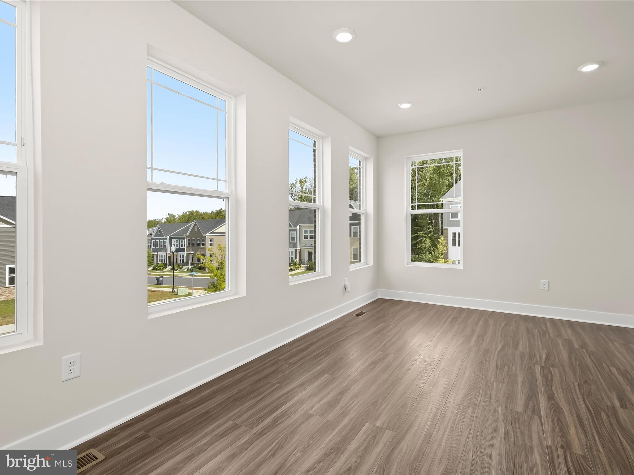 ST CHARLES TOWNS - Residential