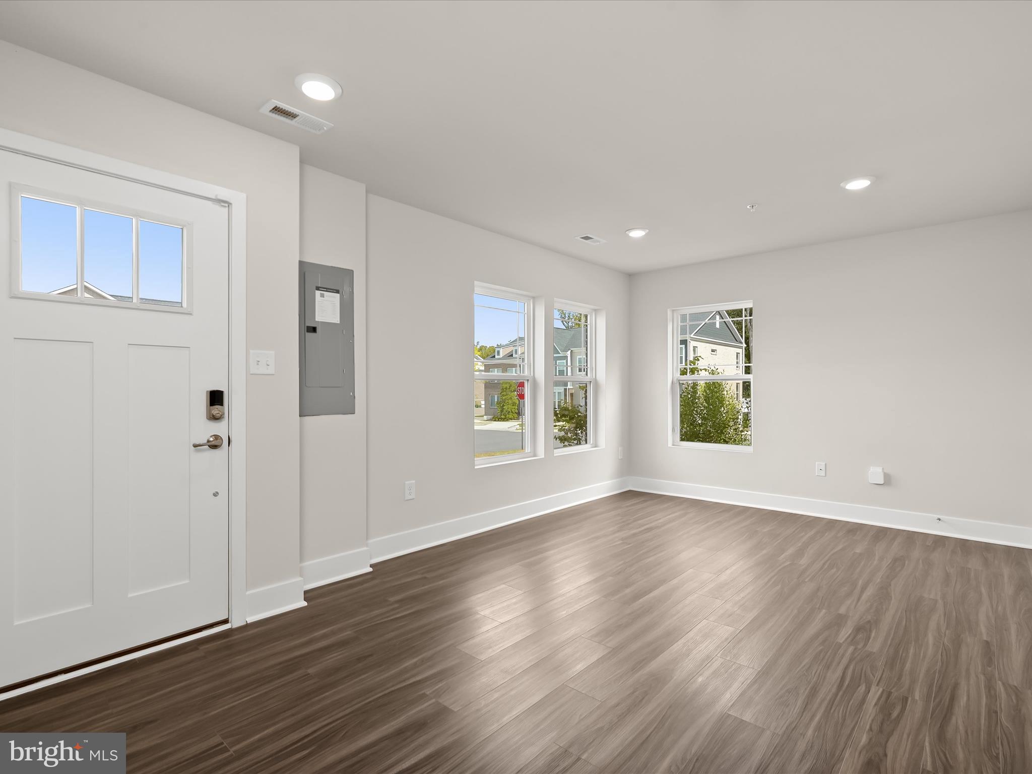 ST CHARLES TOWNS - Residential