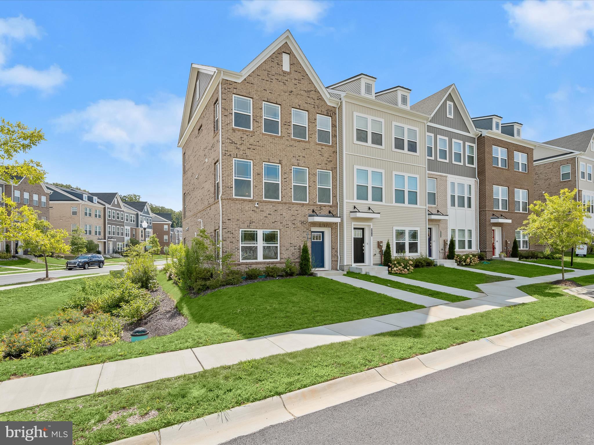 ST CHARLES TOWNS - Residential