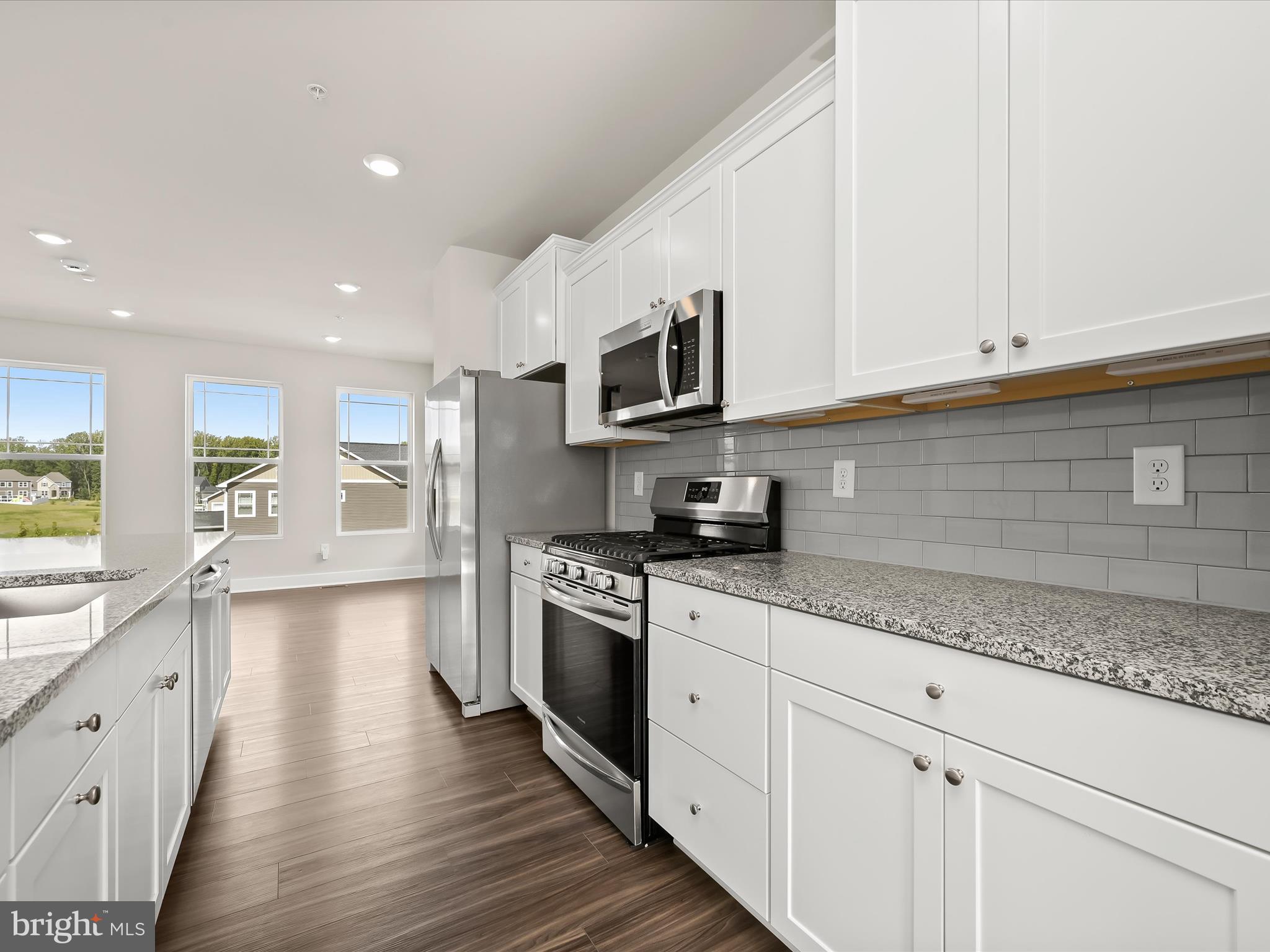 ST CHARLES TOWNS - Residential