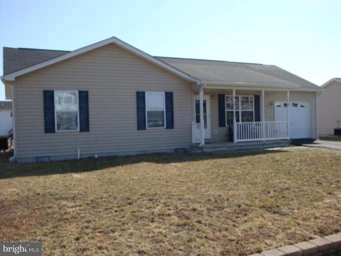 Photo of 62 Bronte Avenue, INWOOD, WV 25428 (MLS # WVBE2054666)