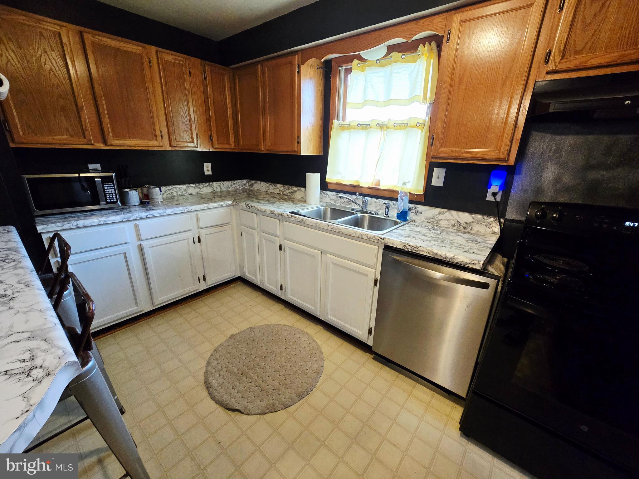 CRESAPTOWN - Residential