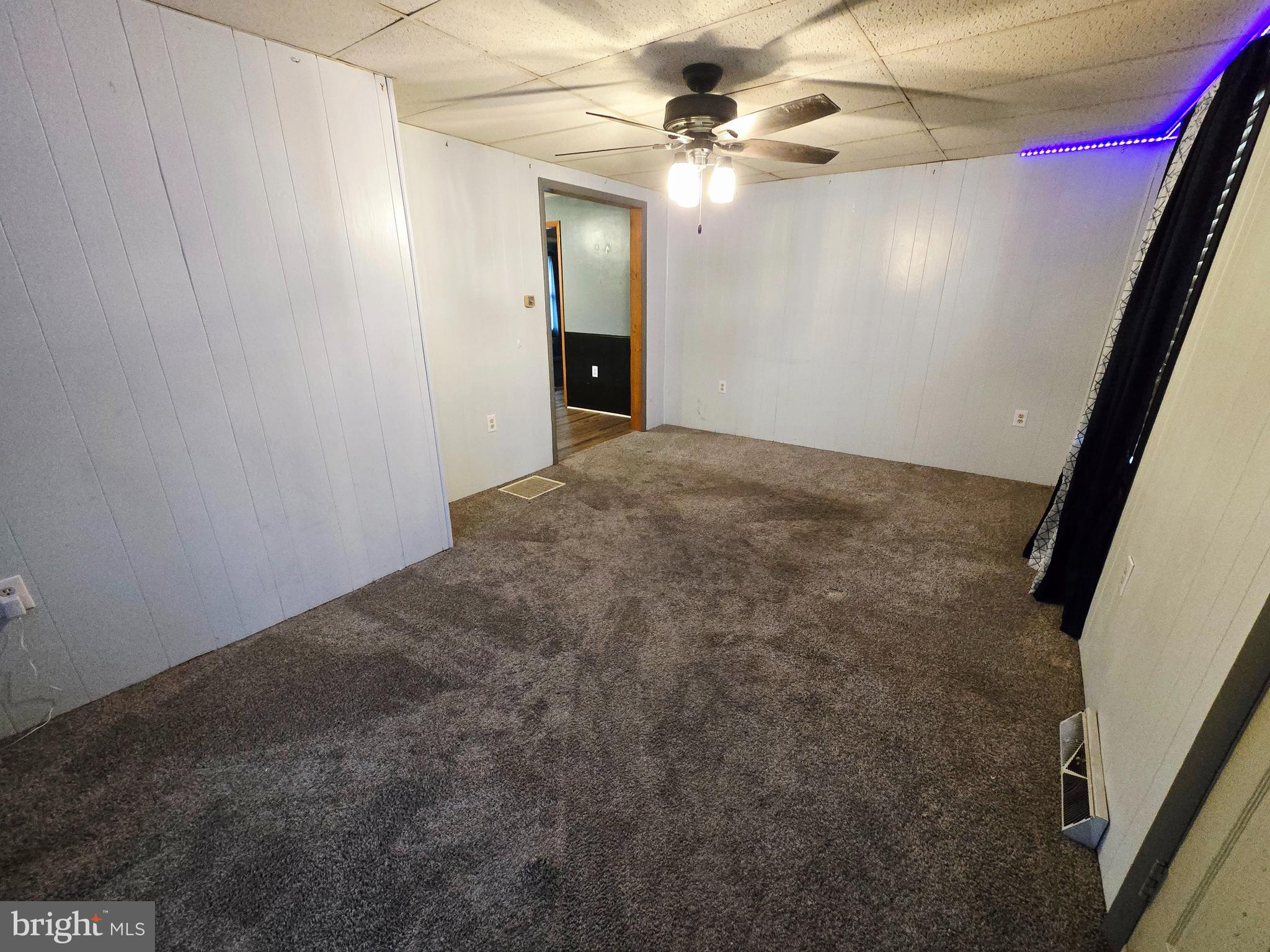 CRESAPTOWN - Residential