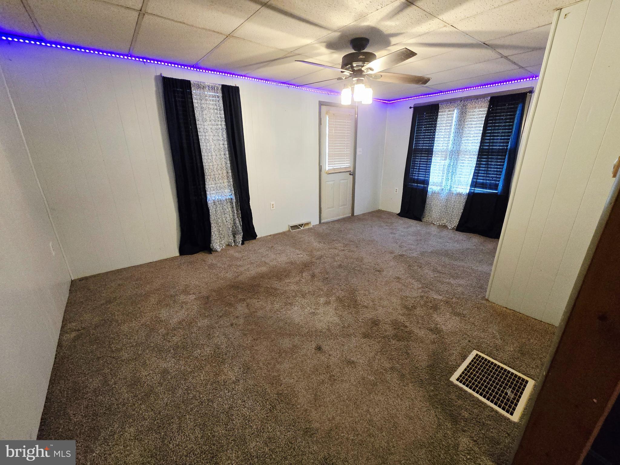 CRESAPTOWN - Residential