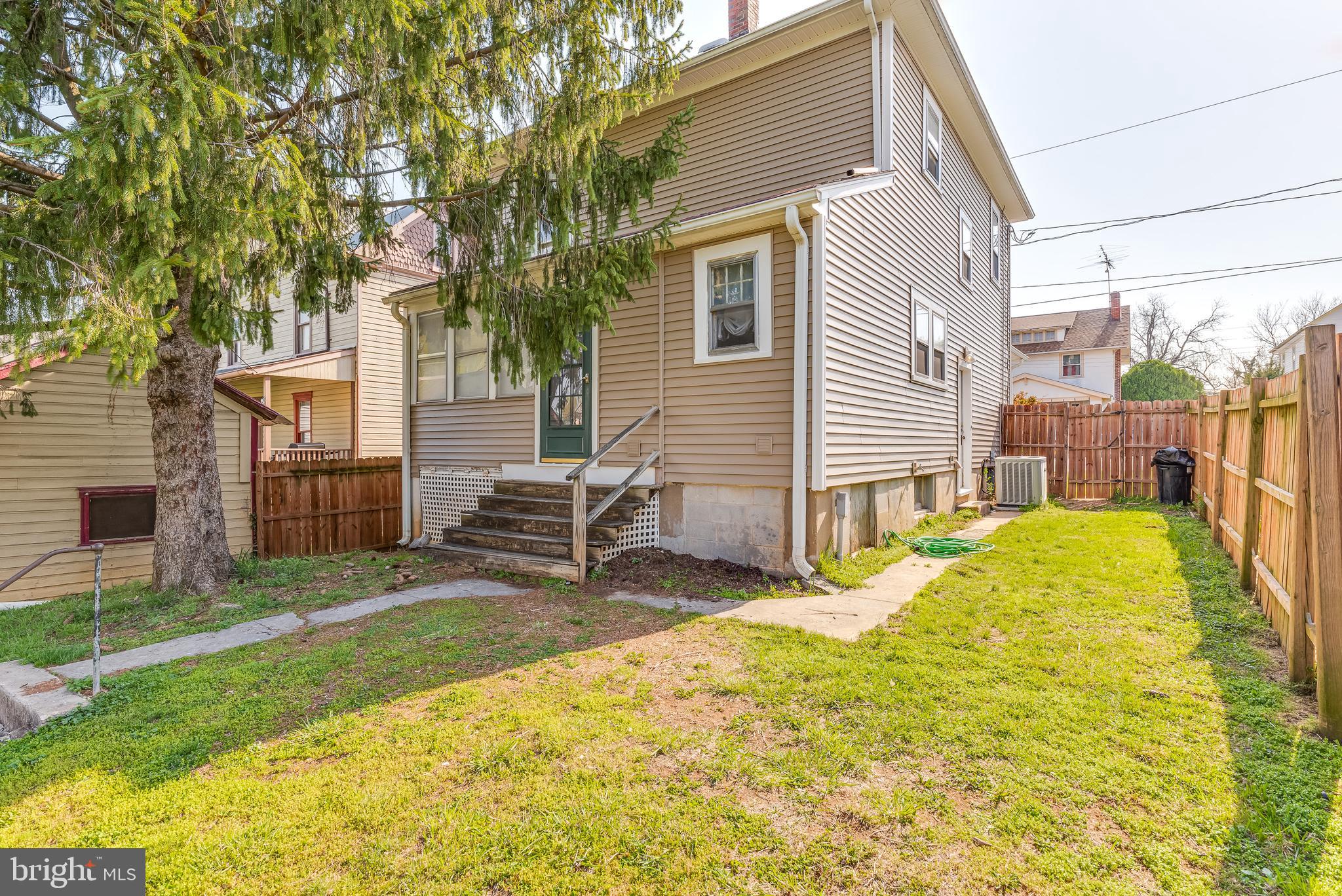 MARTINSBURG - Residential