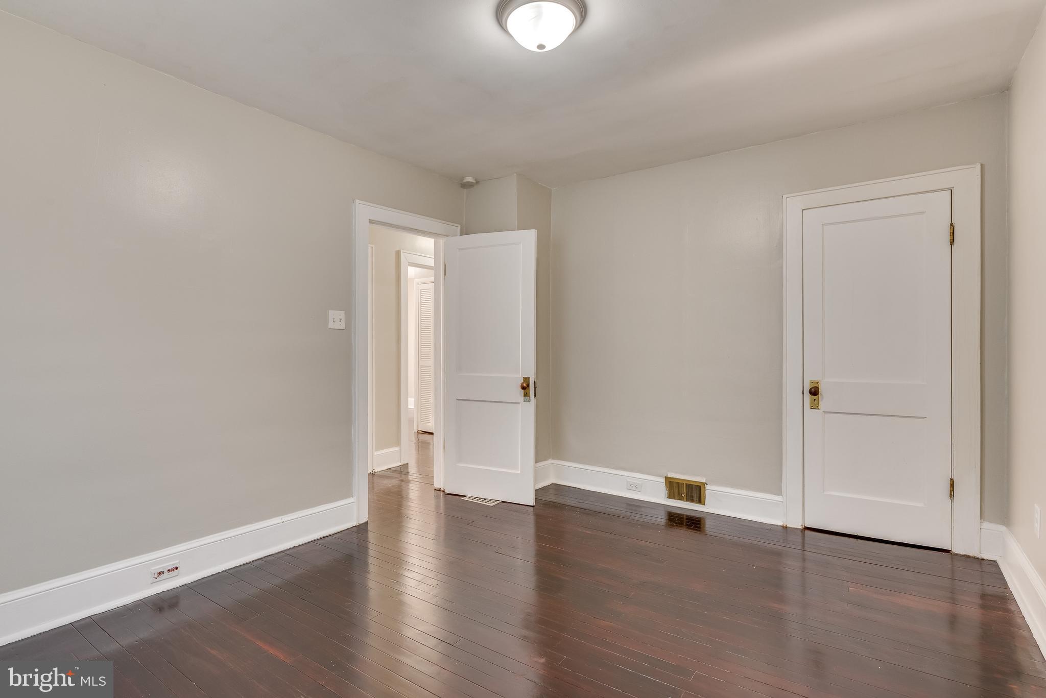 MARTINSBURG - Residential