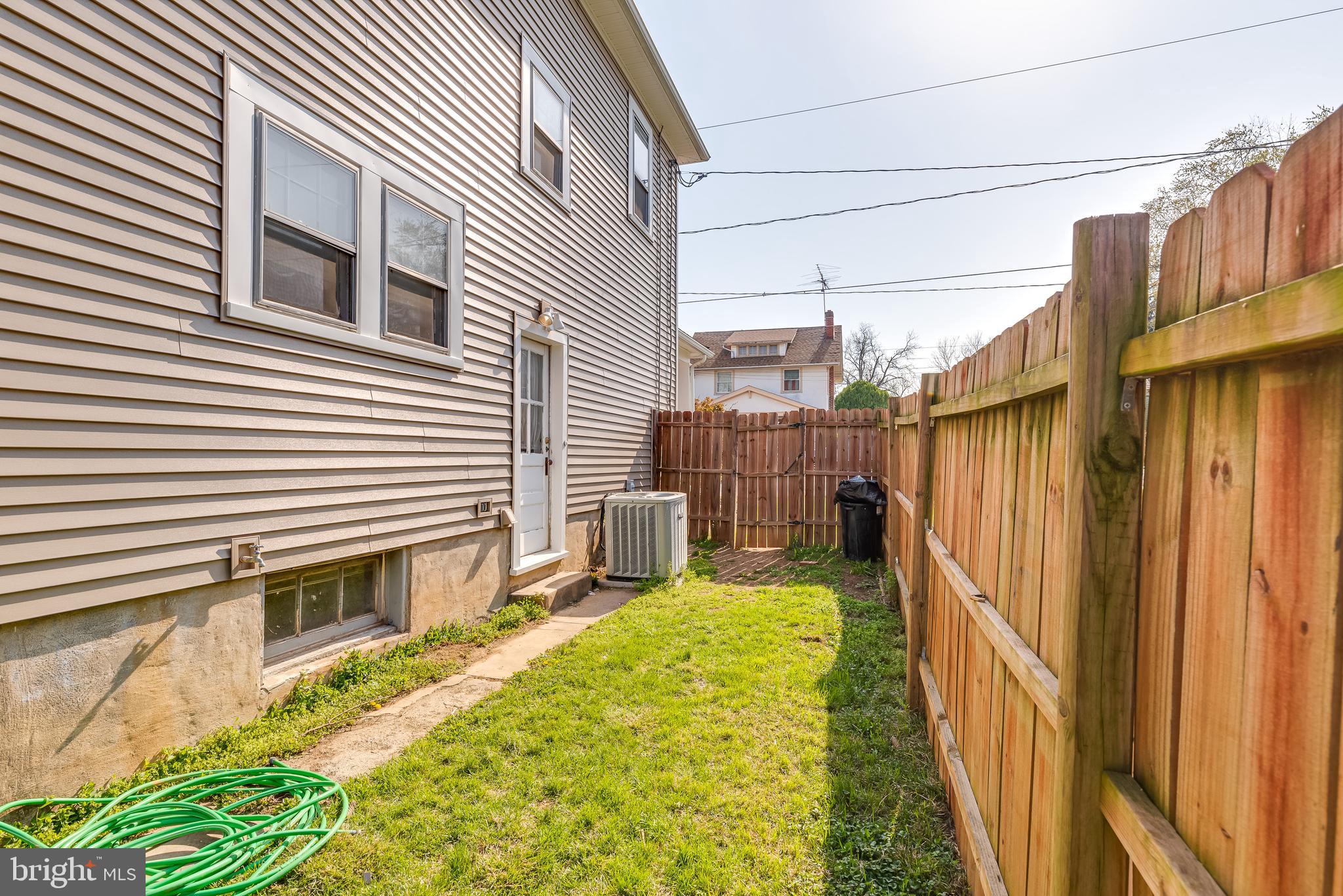 MARTINSBURG - Residential