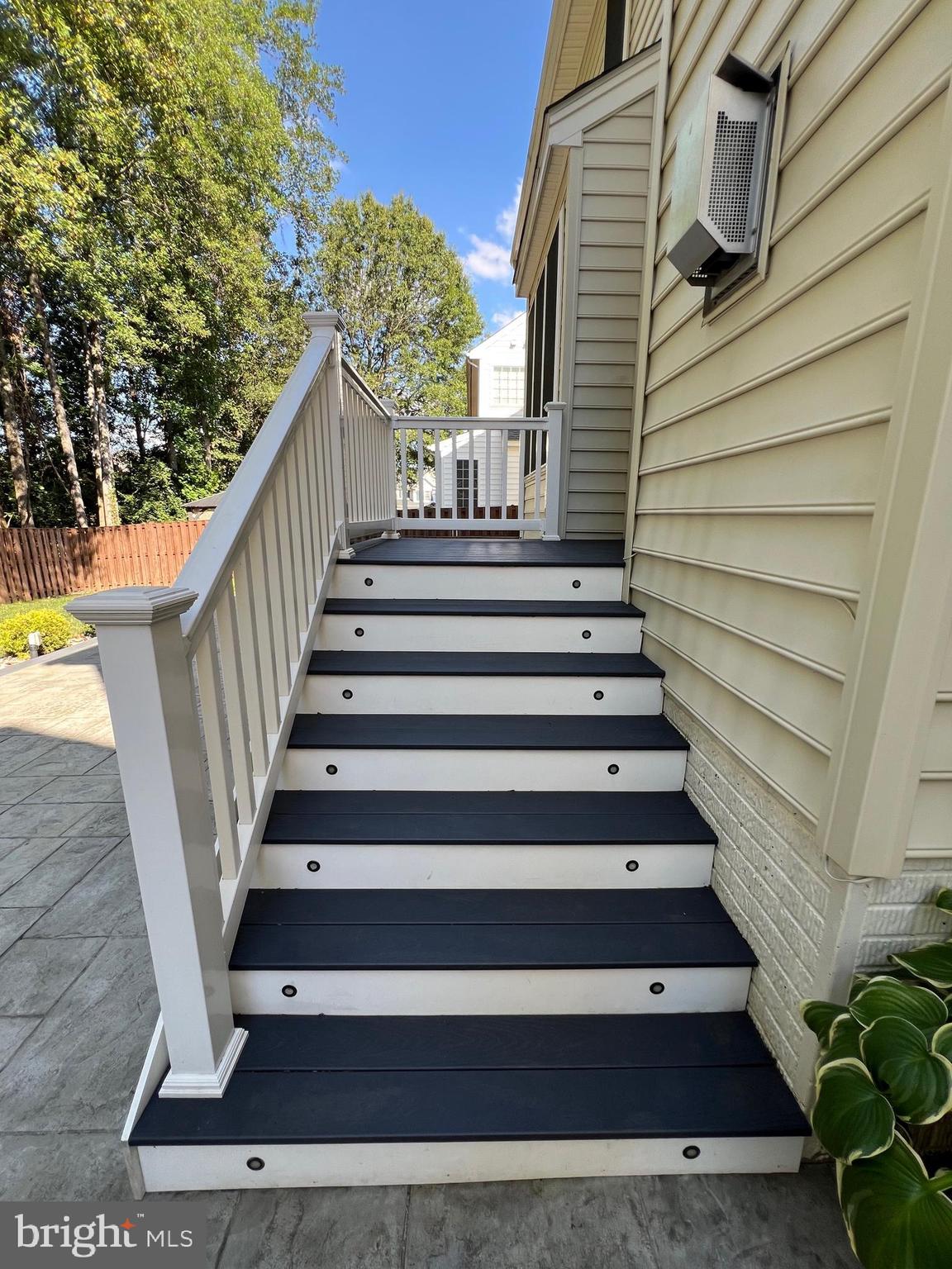 RIDGEFIELD OAKS - Residential