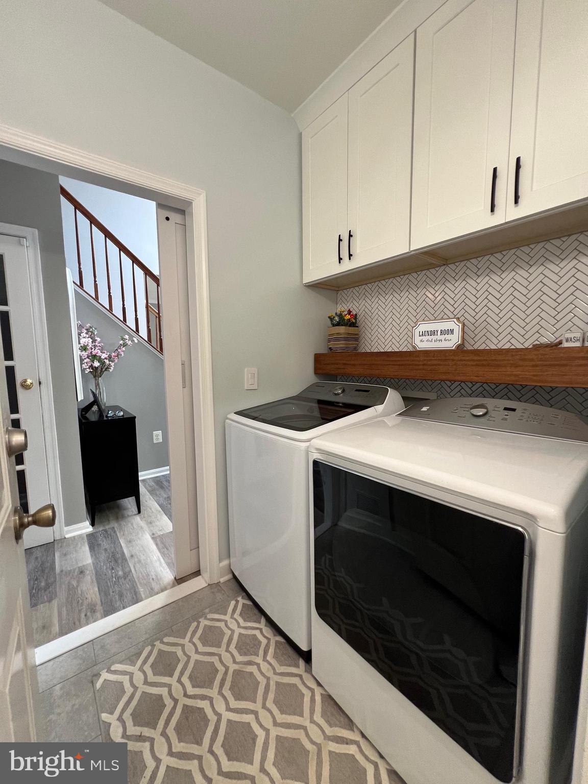 RIDGEFIELD OAKS - Residential